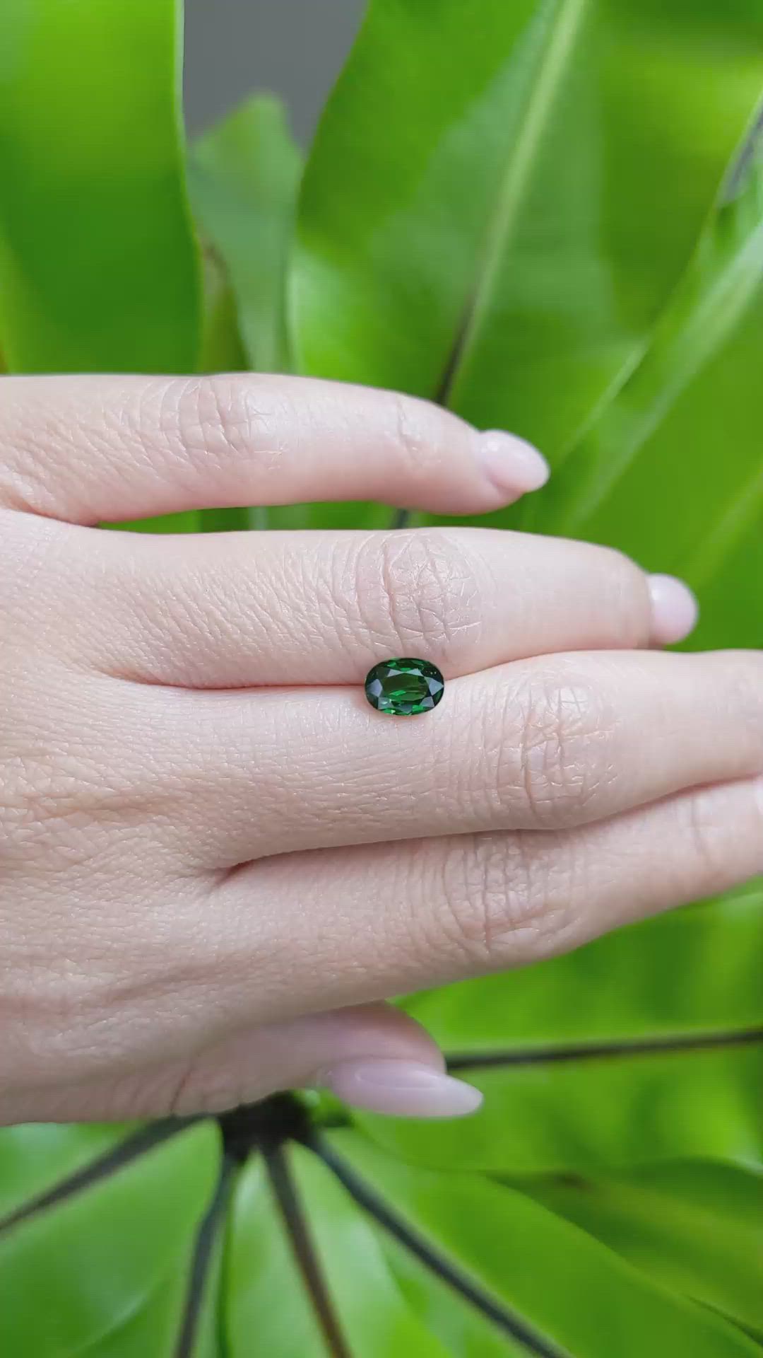 1.09 Ct. Tsavorite Garnet from East Africa Size Video