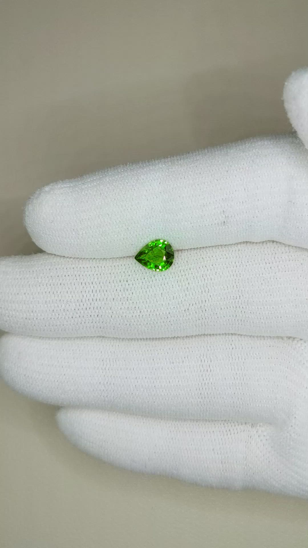 0.86 Ct. Tsavorite Garnet from East Africa Size Video