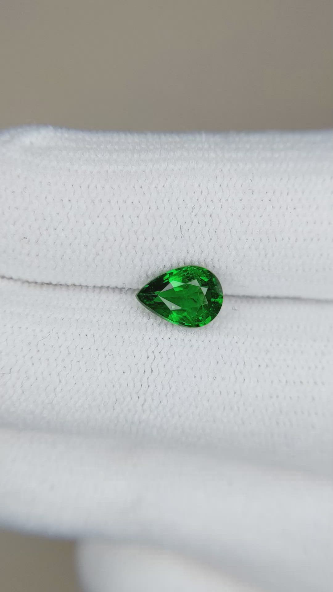 1.02 Ct. Tsavorite Garnet from East Africa Size Video