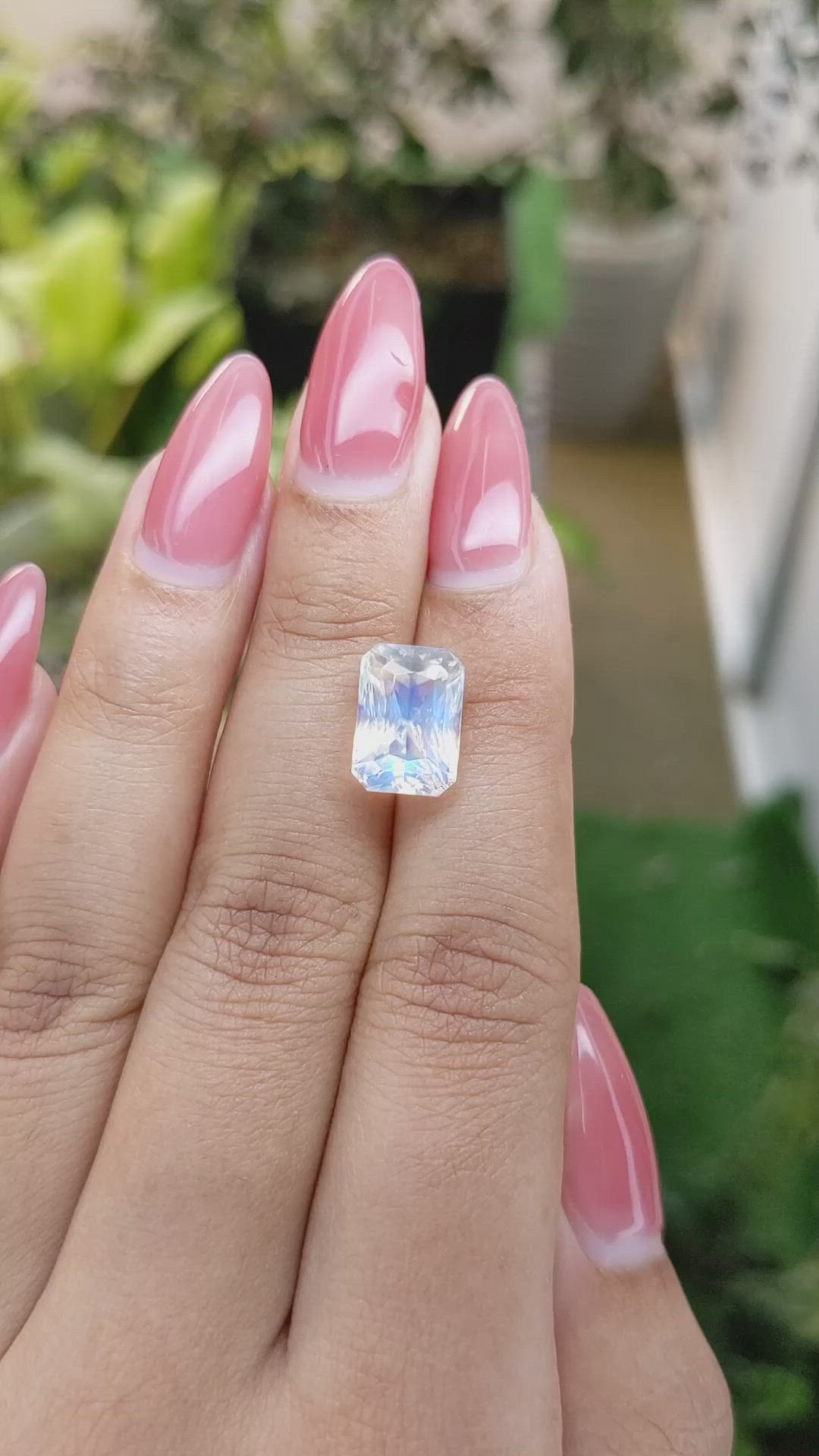 5.36 Ct. Moonstone from Russia Size Video