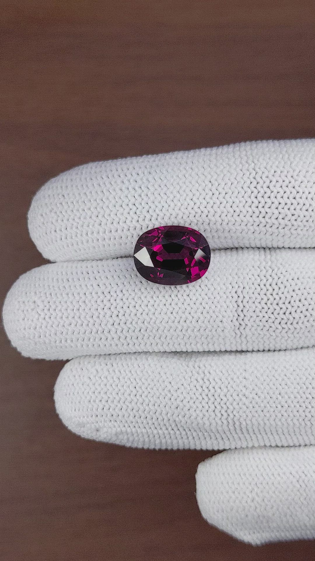 9.85 Ct. Rhodolite Garnet from Tanzania Size Video