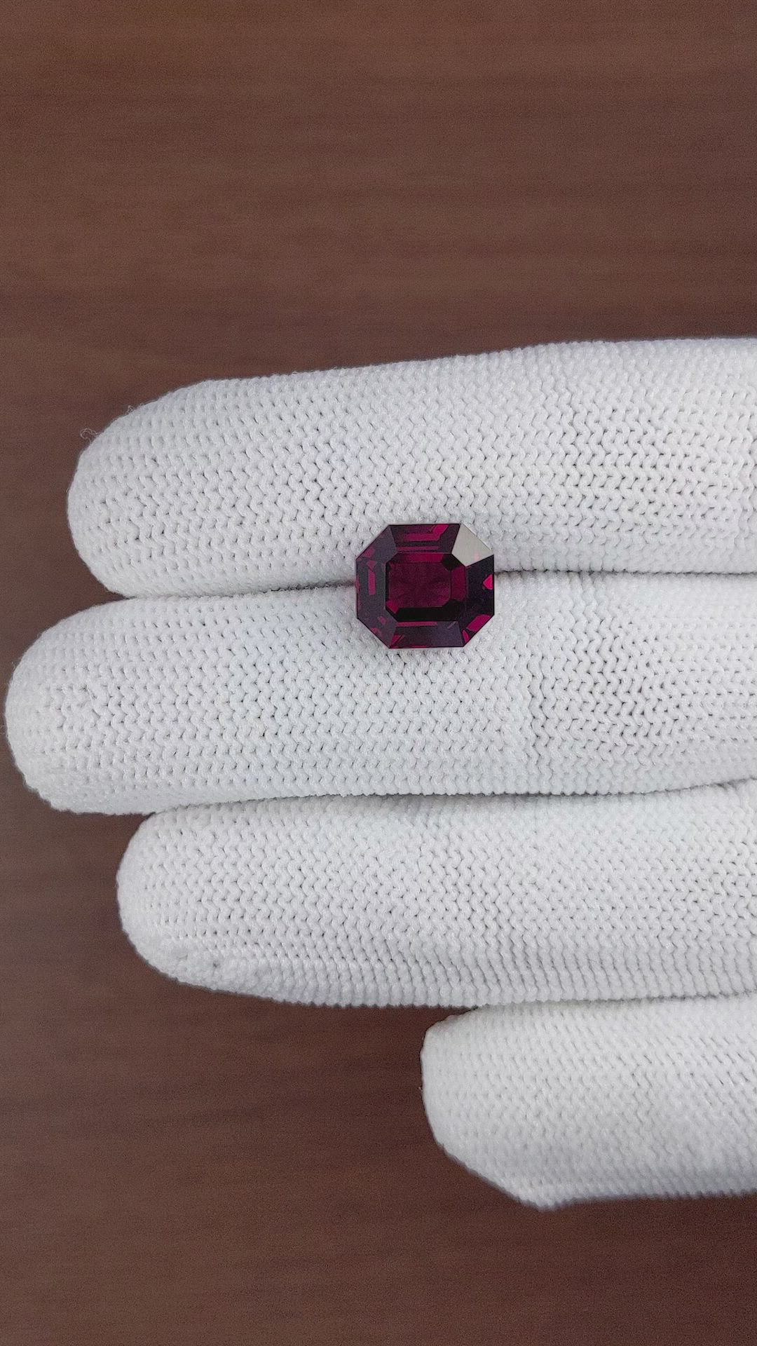 7.65 Ct. Garnet from Tanzania Size Video