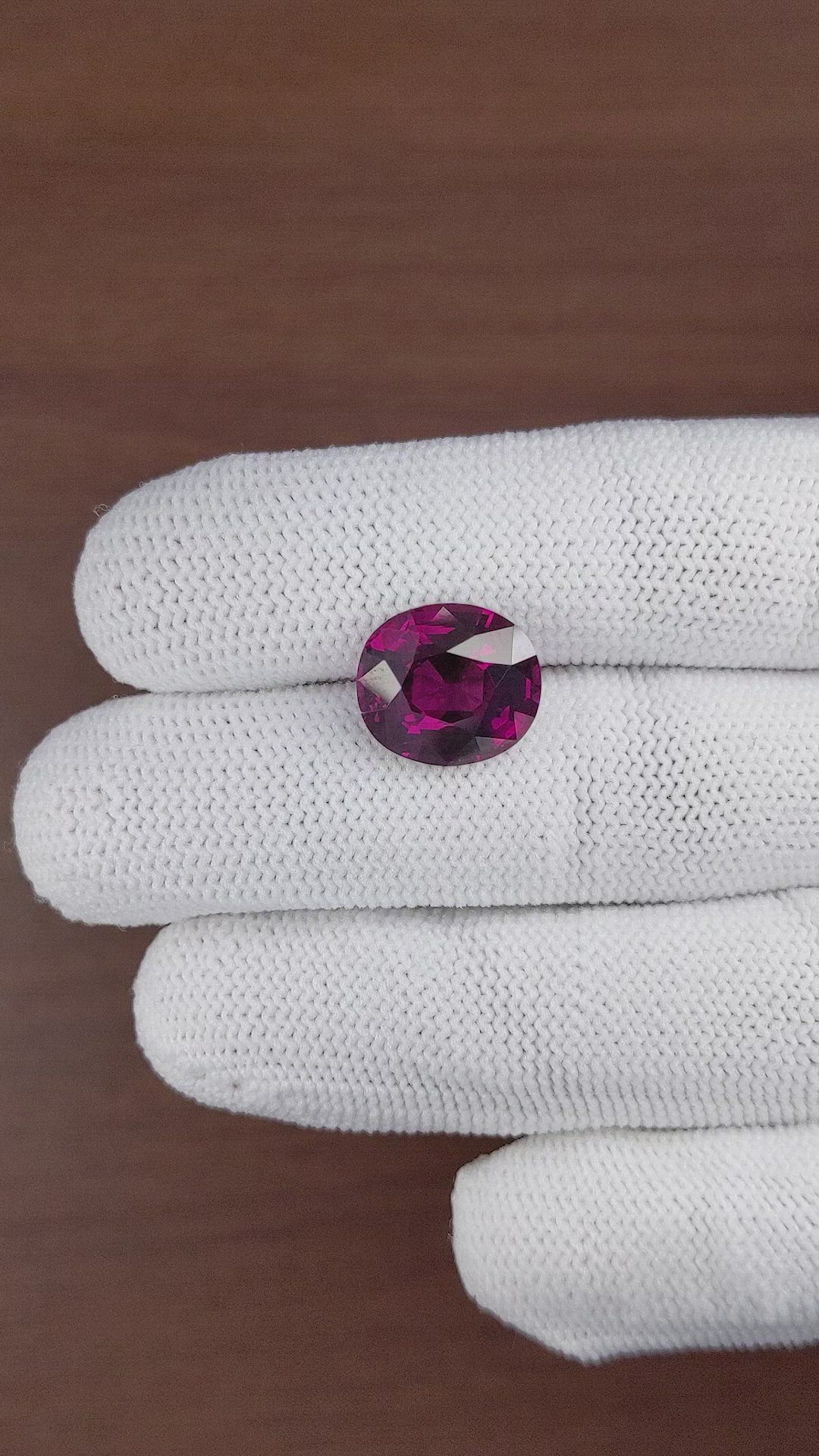 9.76 Ct. Rhodolite Garnet from Tanzania Size Video