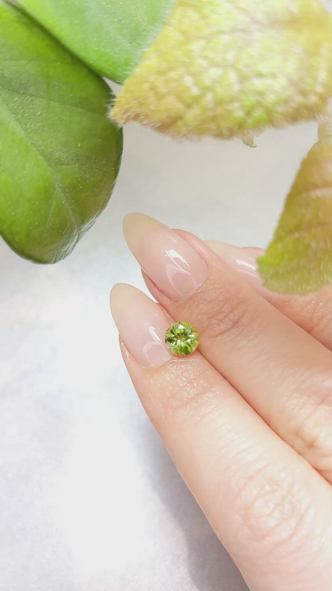0.88 Ct. Peridot from China Size Video