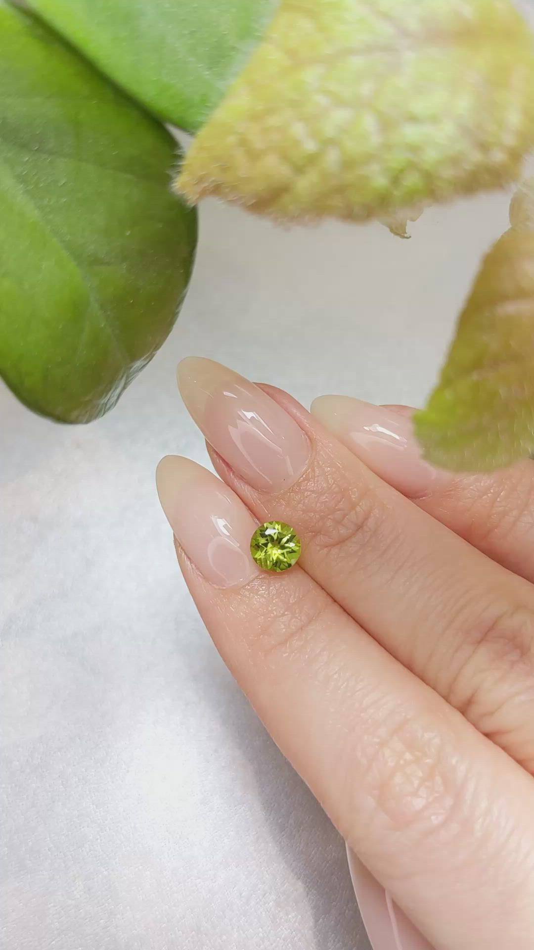 0.86 Ct. Peridot from China Size Video