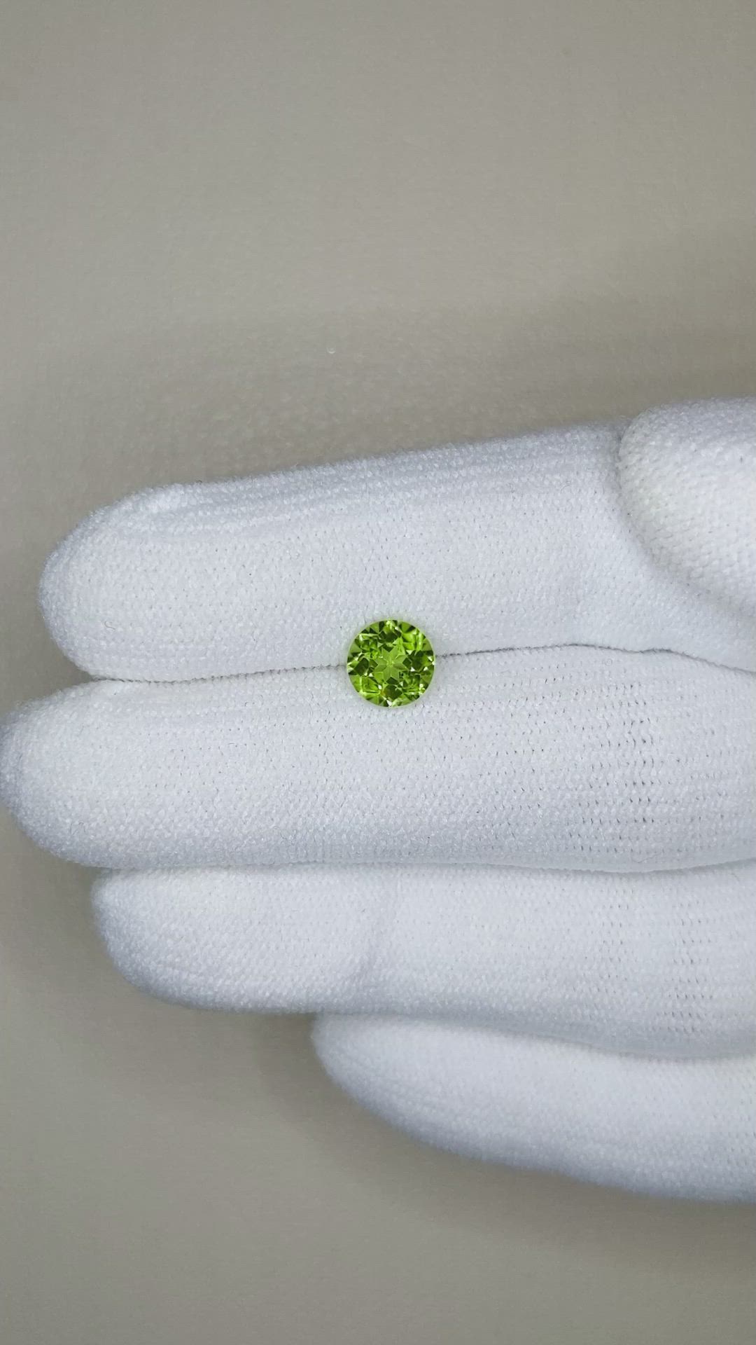 1.00 Ct. Peridot from China Size Video
