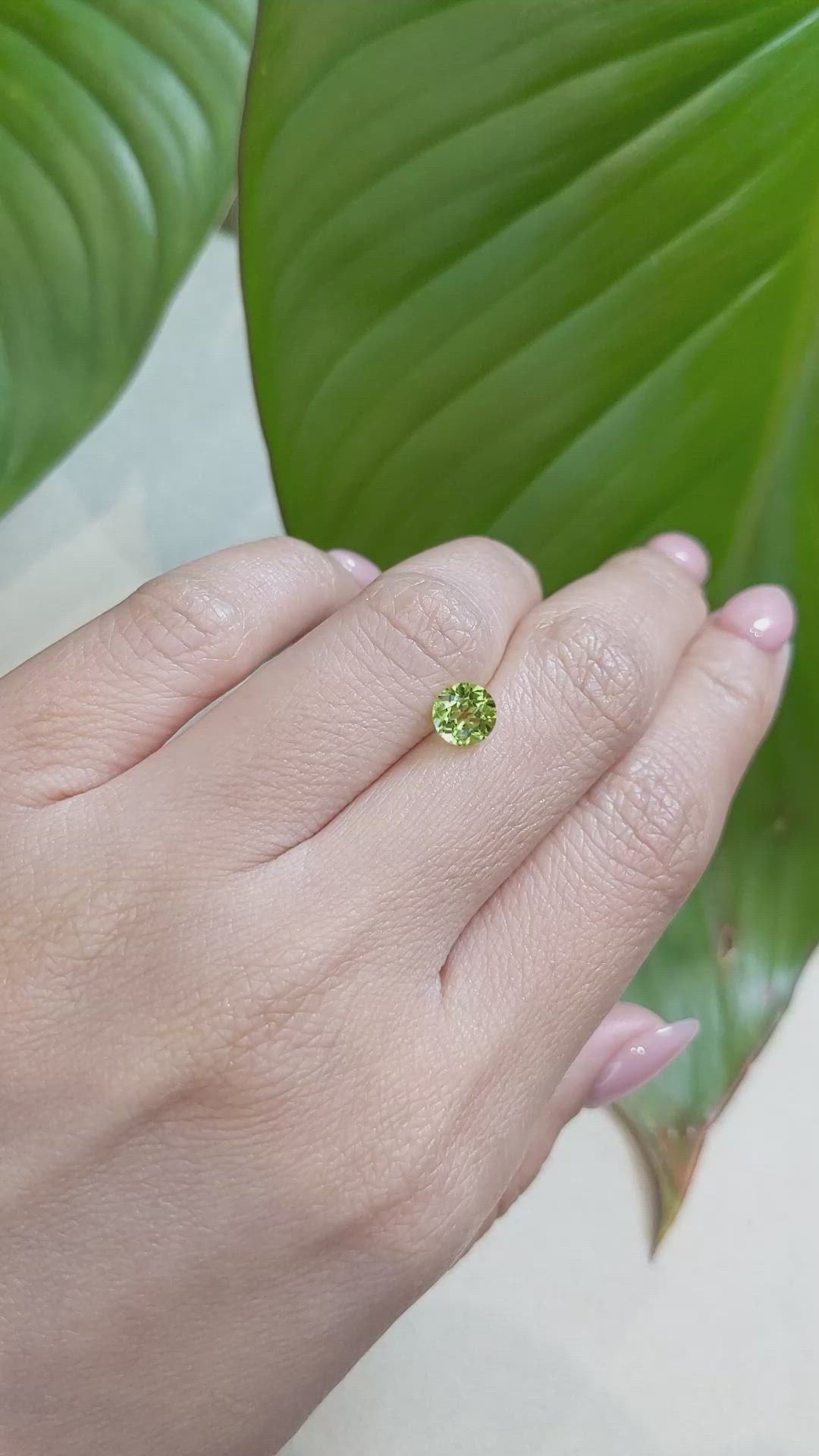 1.00 Ct. Peridot from China Size Video