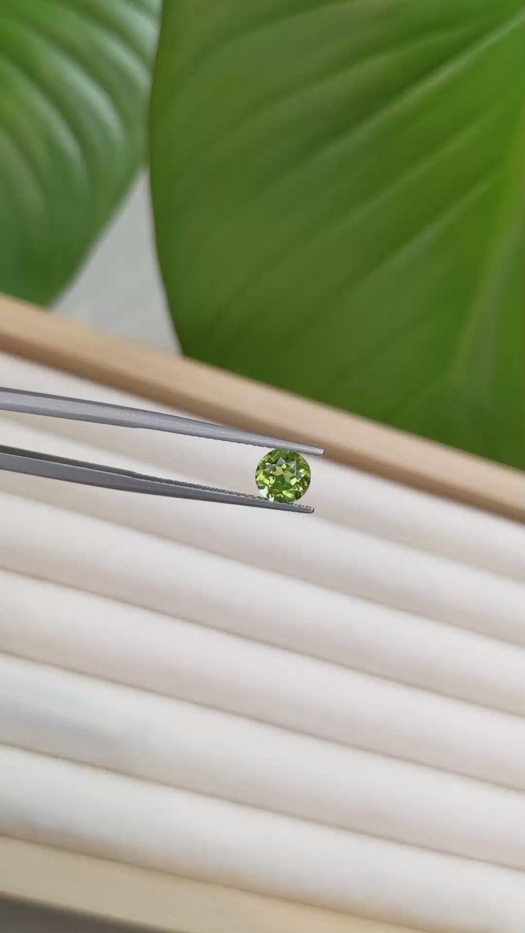 1.00 Ct. Peridot from China Size Video