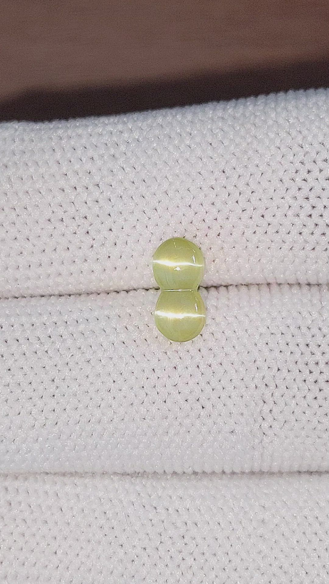 1.54 Ct. Cabochon Chrysoberyl from Ceylon (Sri Lanka) Size Video