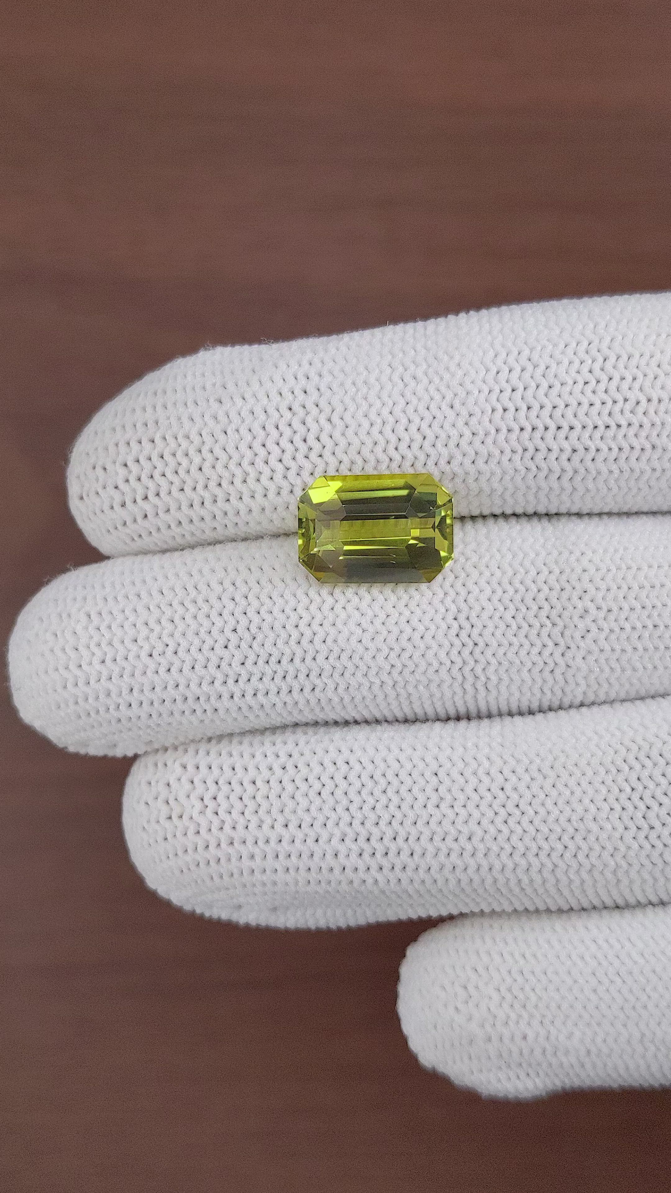 8.20 Ct. Chrysoberyl from Ceylon (Sri Lanka) Size Video