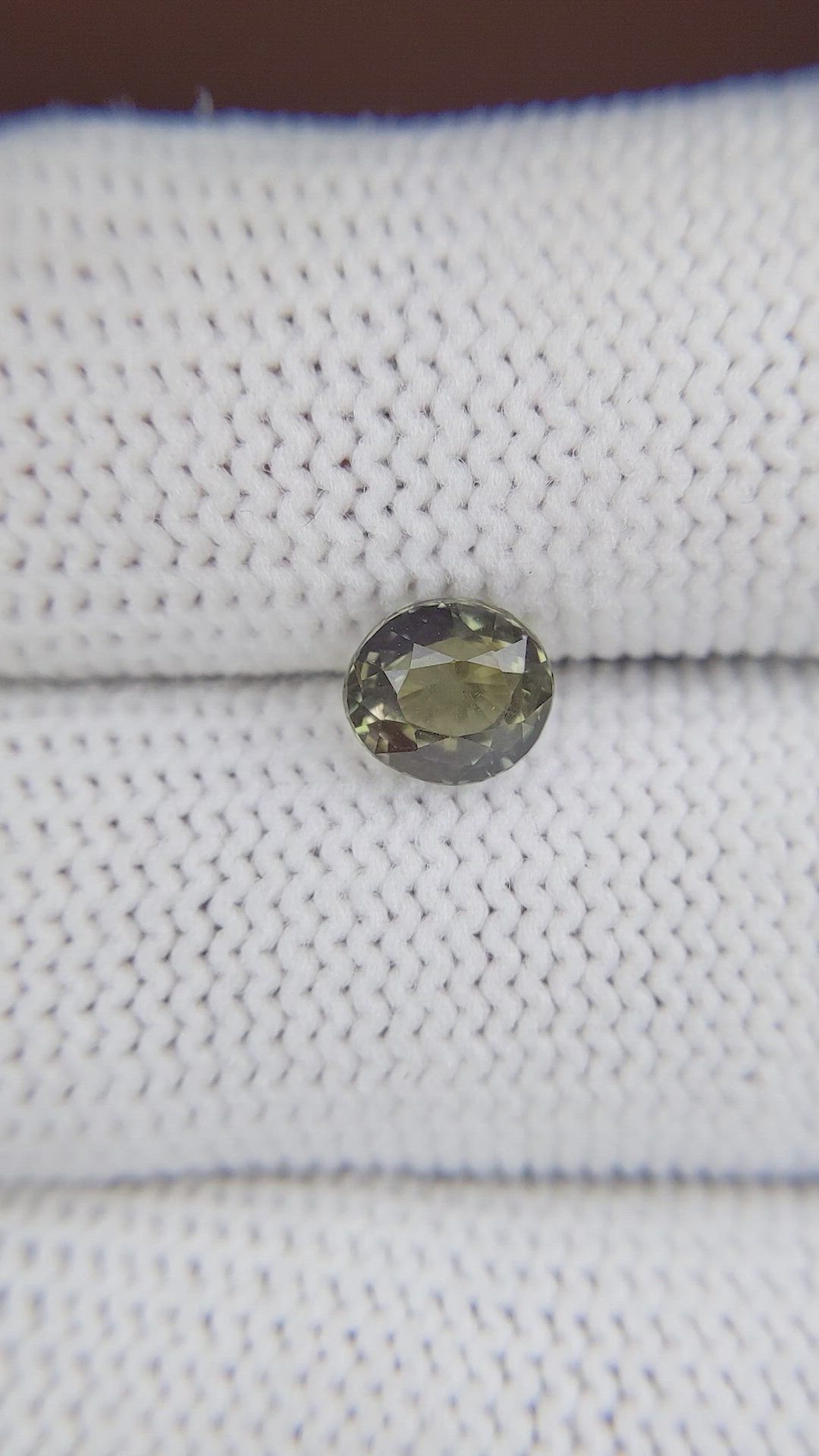 1.59 Ct. Alexandrite from Ceylon (Sri Lanka) Size Video