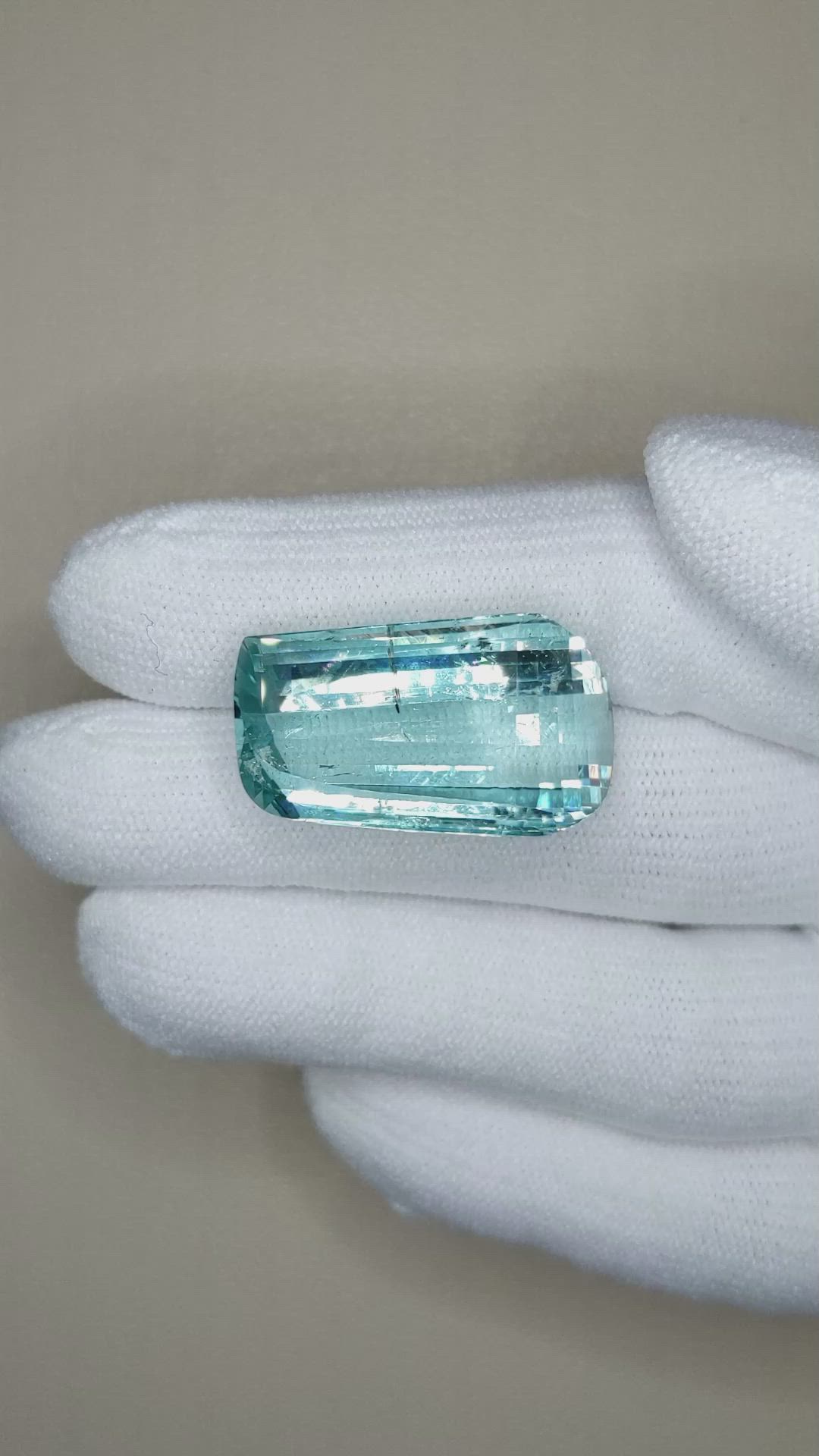 28.05 Ct. Aquamarine from Brazil Size Video