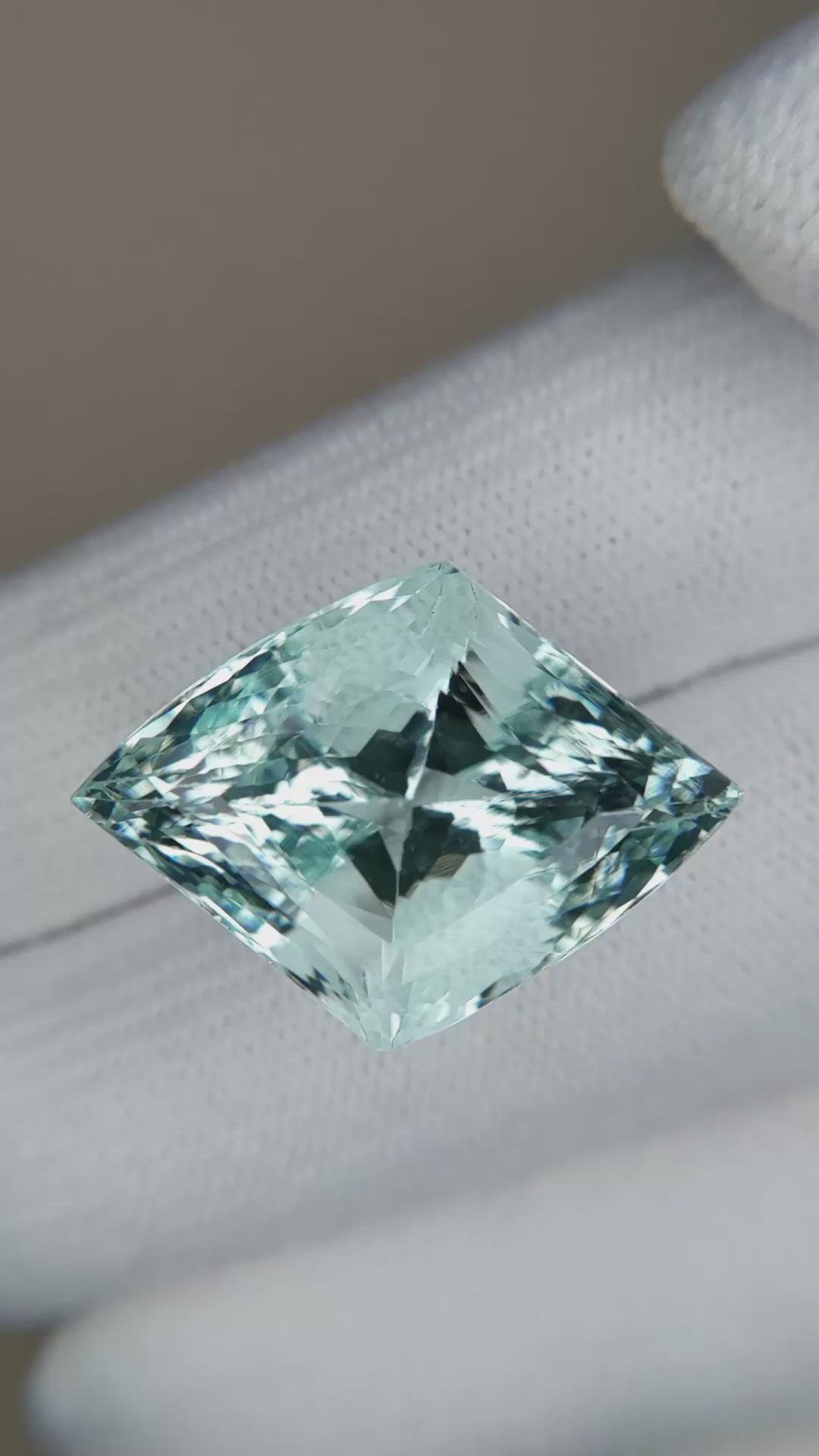 20.28 Ct. Aquamarine from Brazil Size Video