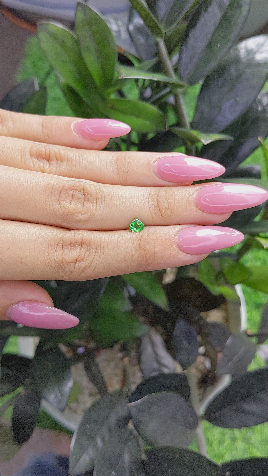 0.40 Ct. Tsavorite Garnet from Tanzania Size Video