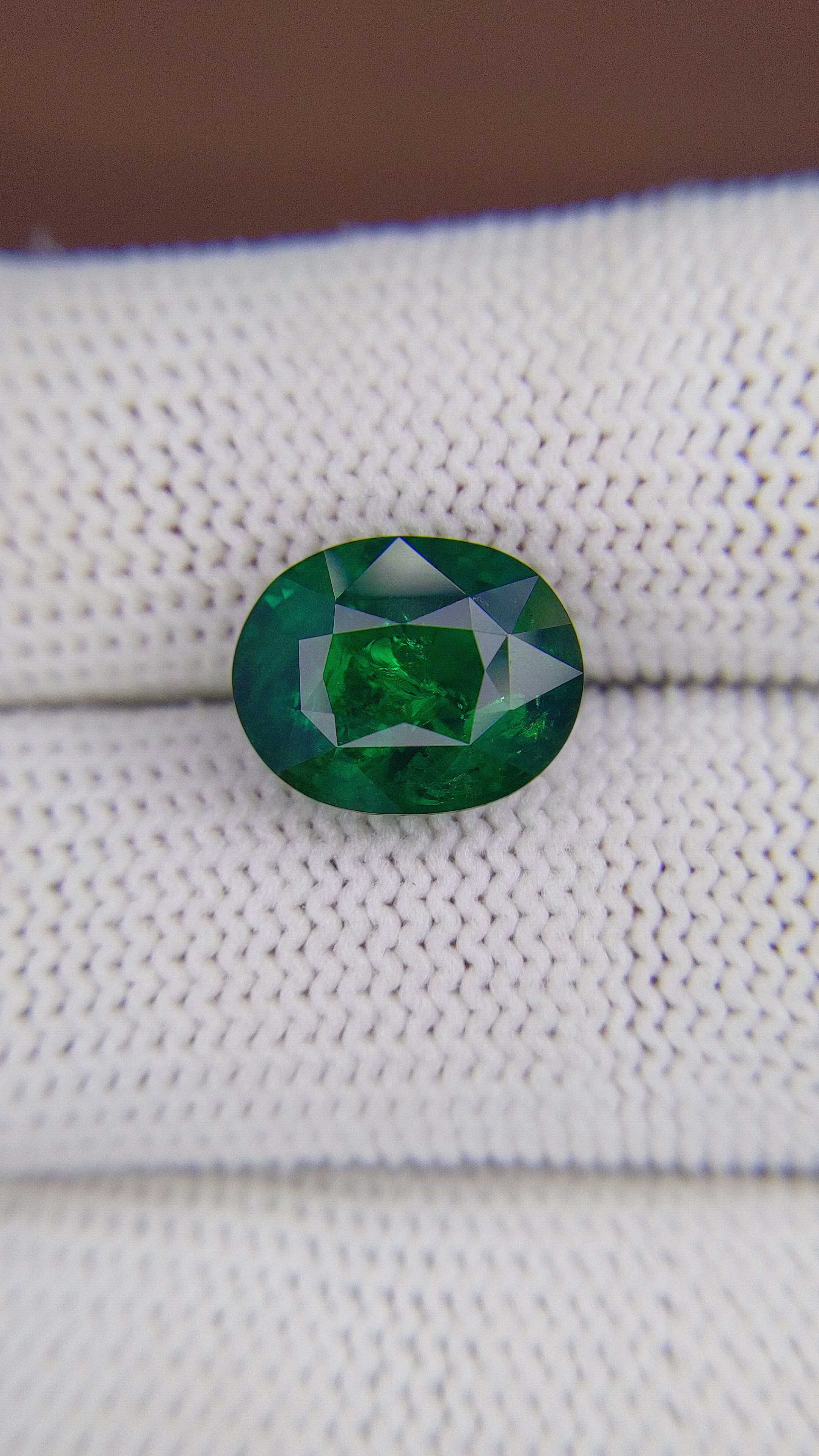 7.48 Ct. Tsavorite Garnet from Tanzania Size Video