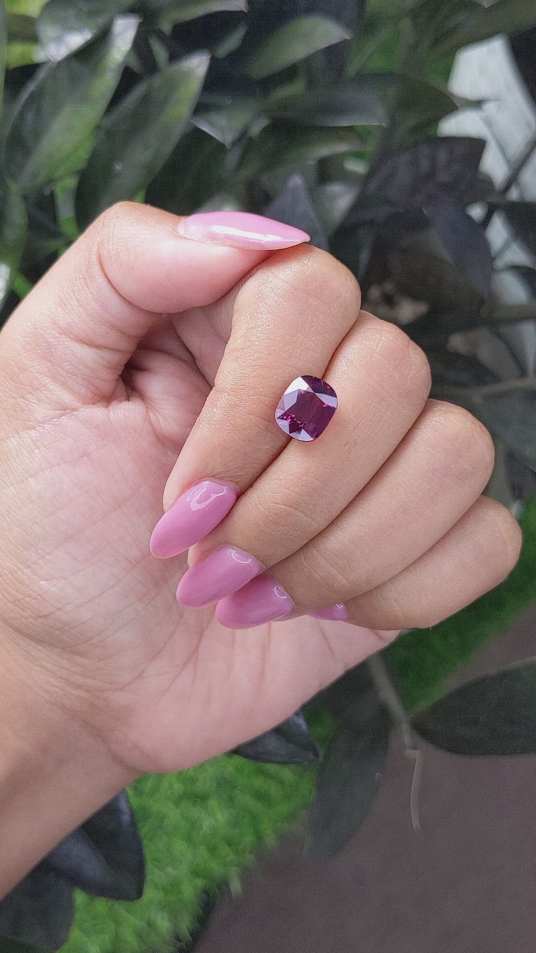 3.24 Ct. Spinel from Ceylon (Sri Lanka) Size Video