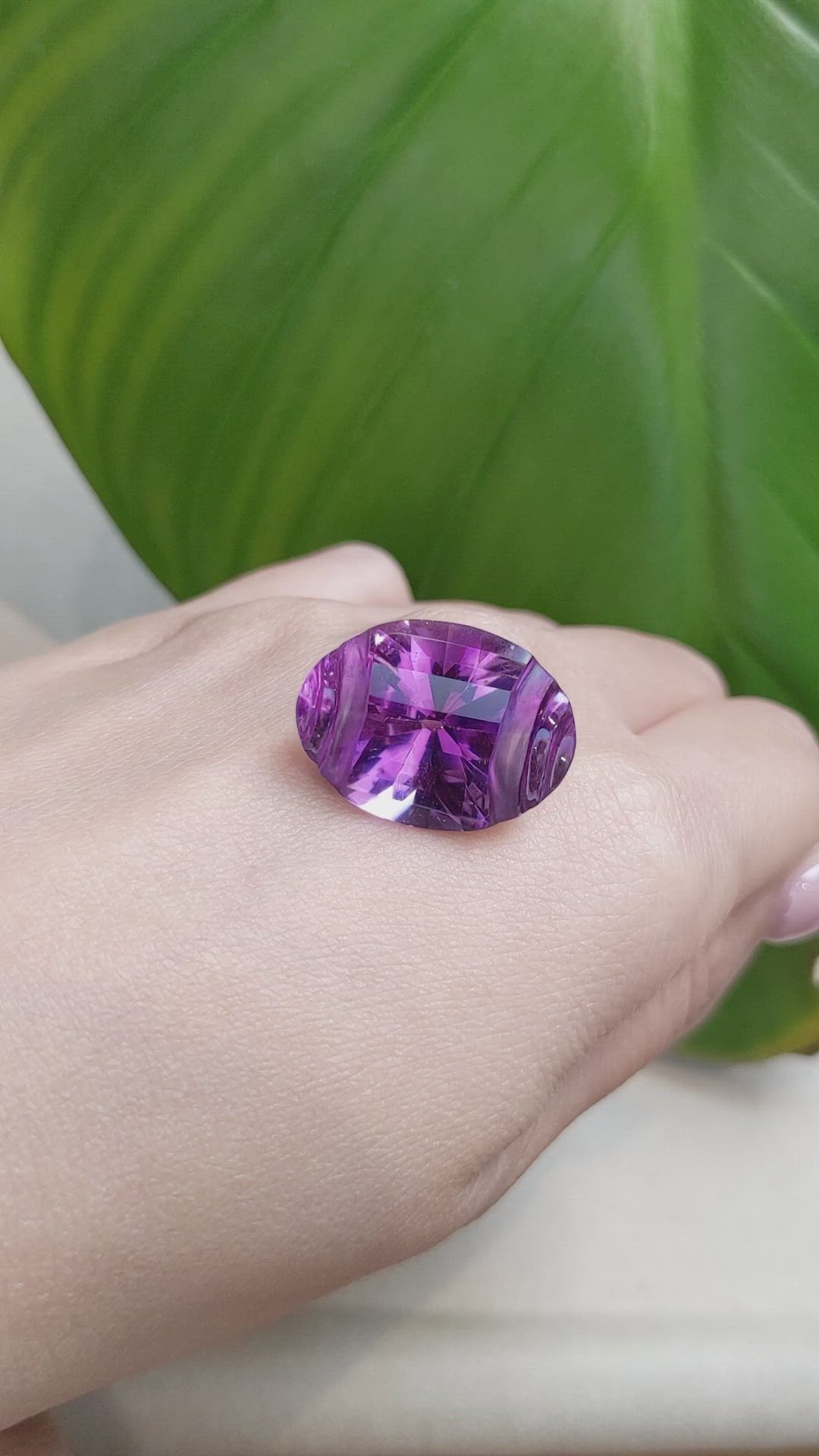 21.30 Ct. Amethyst from Brazil Size Video