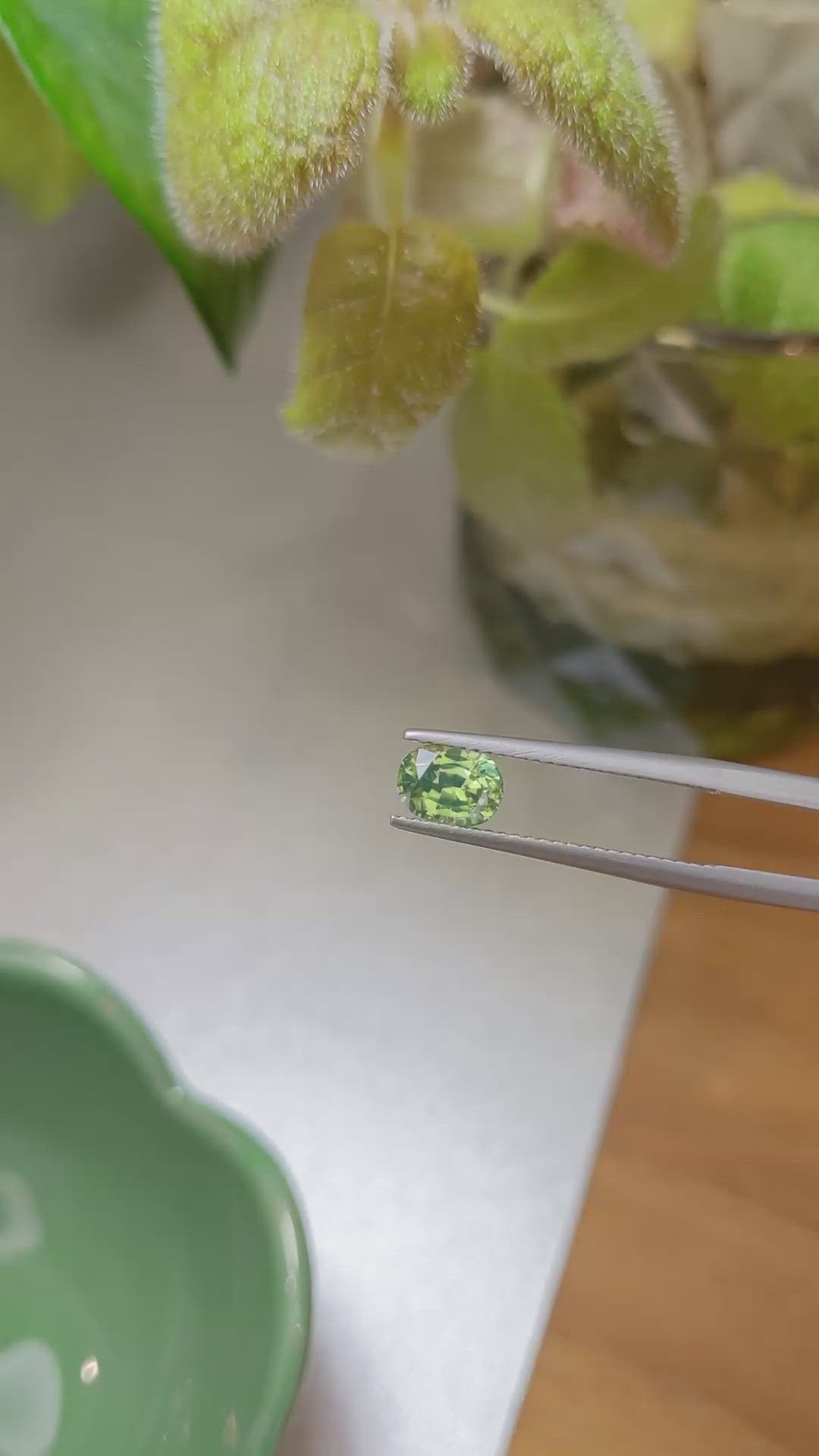 1.27 Ct. Zircon from Ceylon (Sri Lanka) Size Video