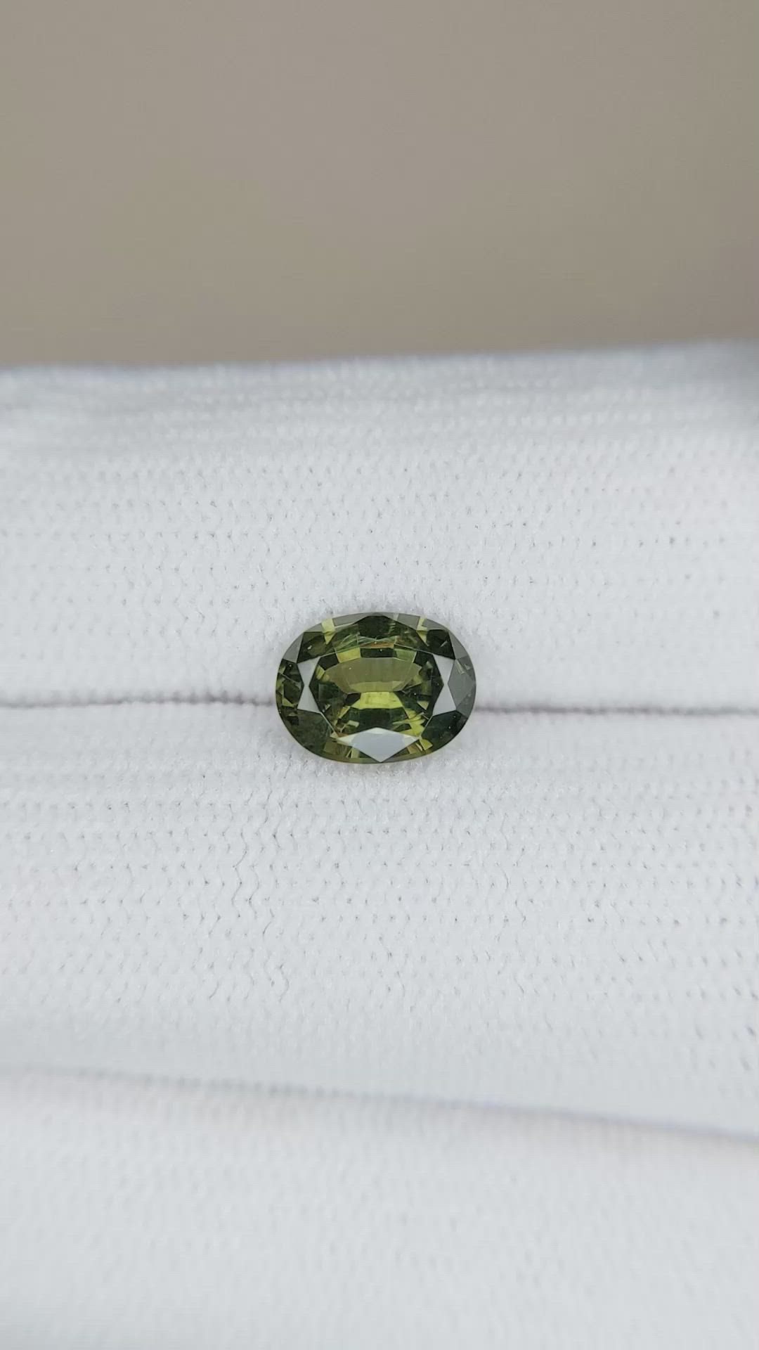 1.44 Ct. Zircon from Ceylon (Sri Lanka) Size Video