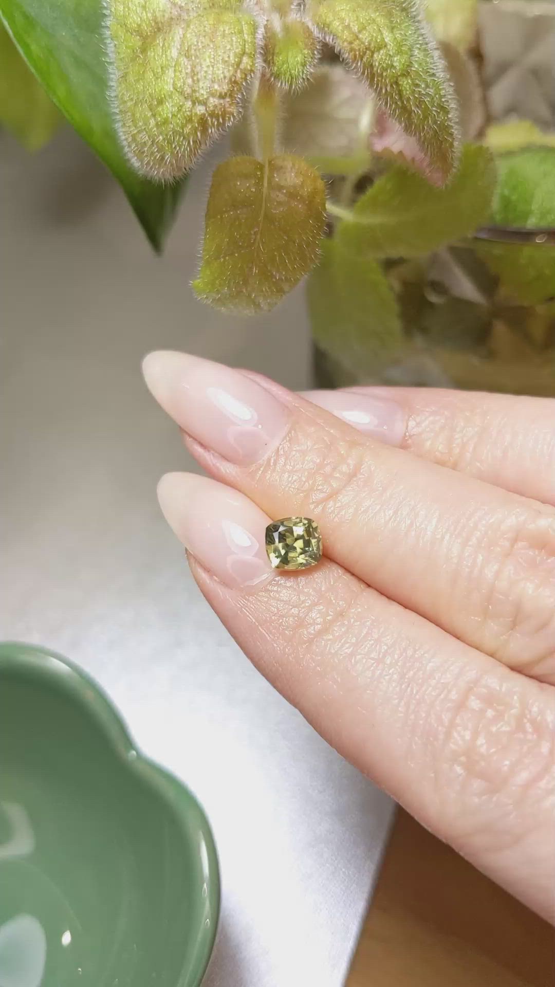 1.40 Ct. Zircon from Ceylon (Sri Lanka) Size Video