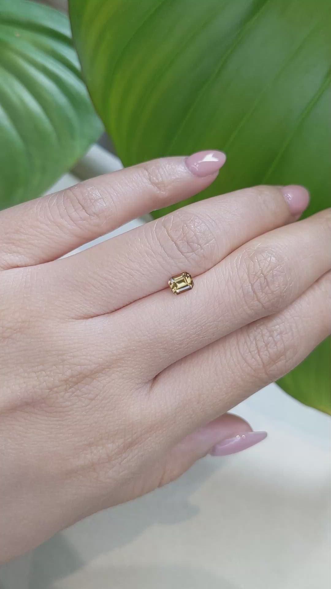 0.65 Ct. Zircon from Ceylon (Sri Lanka) Size Video