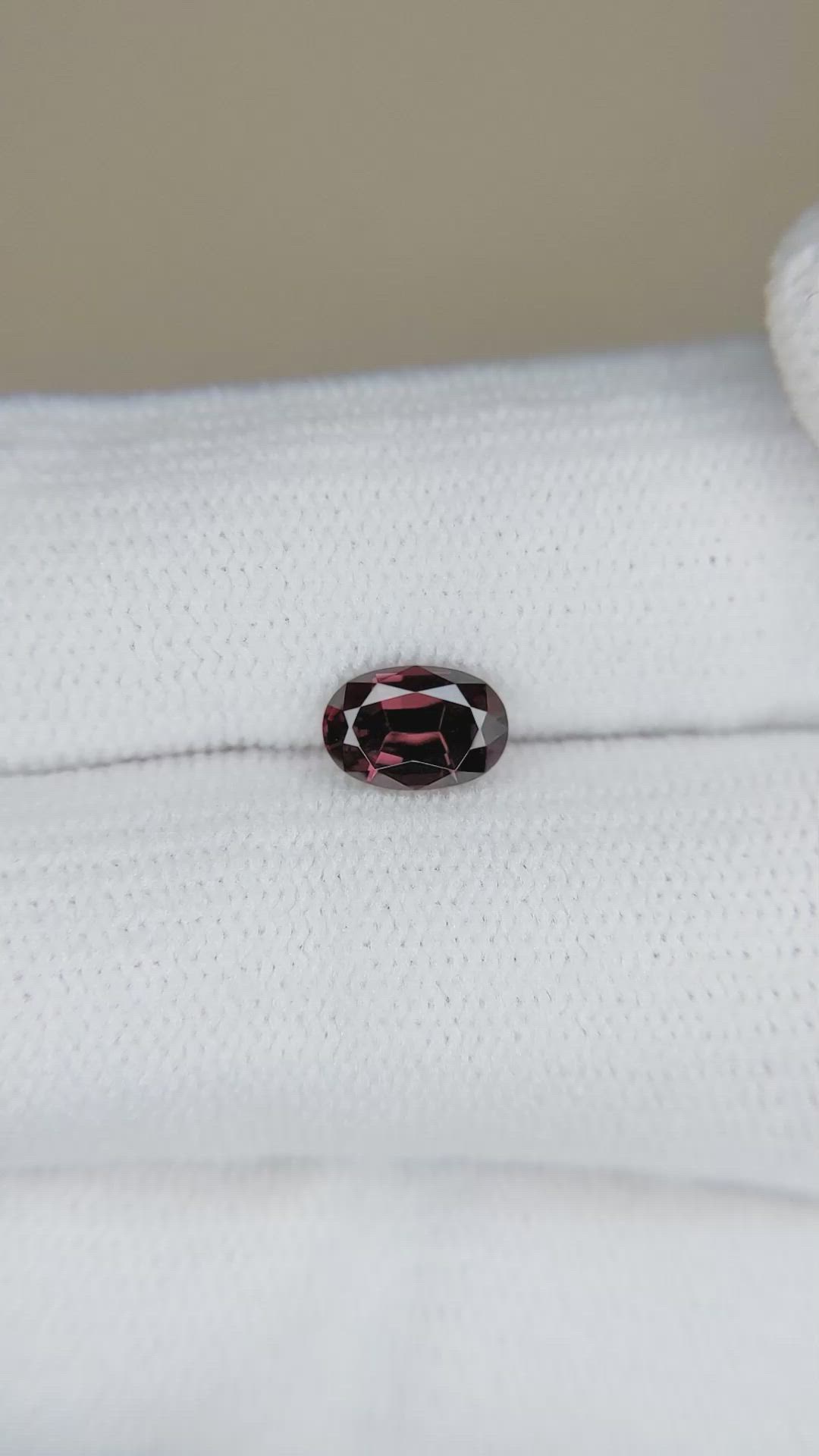 0.97 Ct. Zircon from Ceylon (Sri Lanka) Size Video