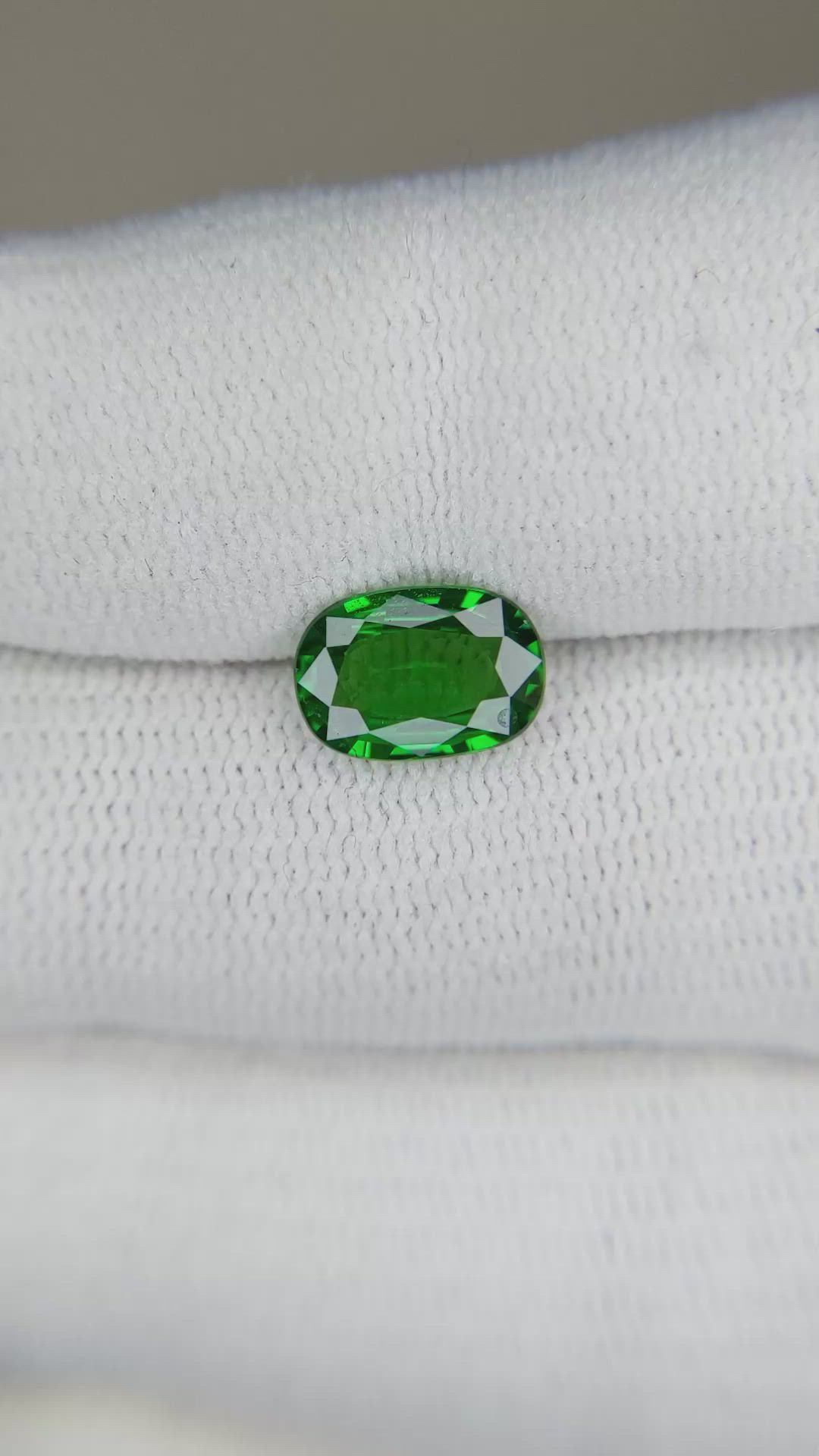 1.71 Ct. Tsavorite Garnet from East Africa Size Video