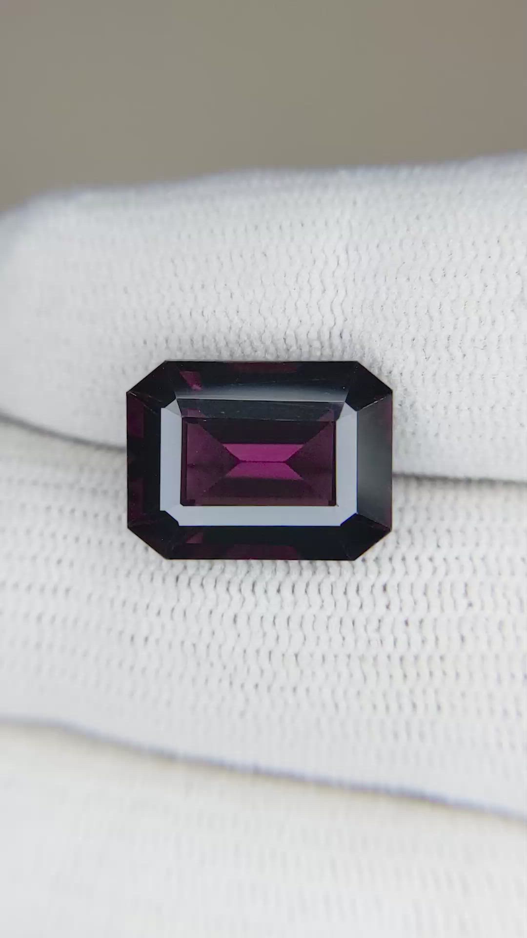 8.99 Ct. Purple Spinel from Burma (Myanmar) Size Video