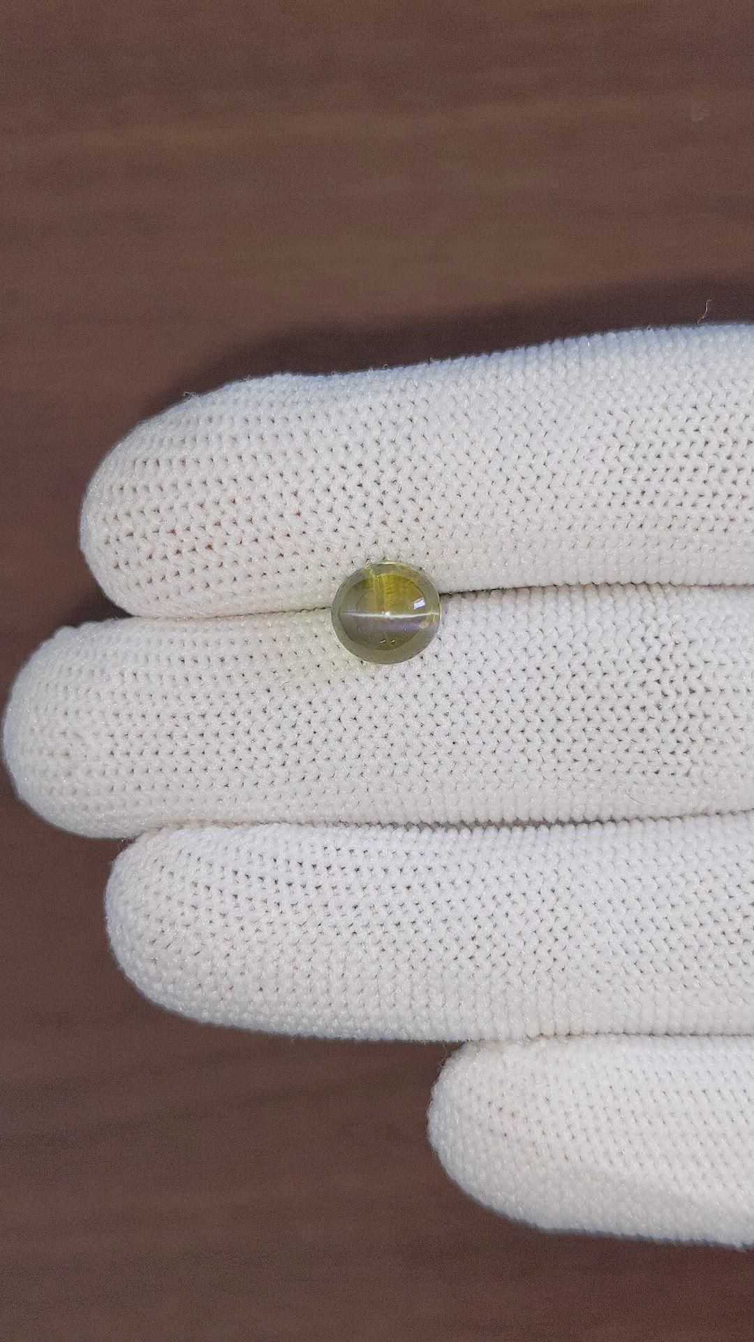 4.16 Ct. Cabochon Alexandrite from Madagascar Size Video