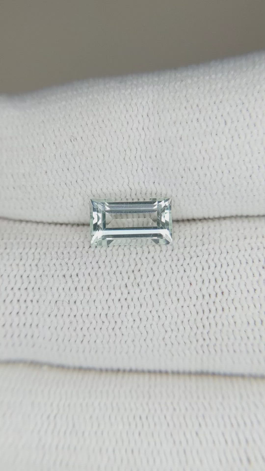 1.42 Ct. Beryl from Nigeria Size Video