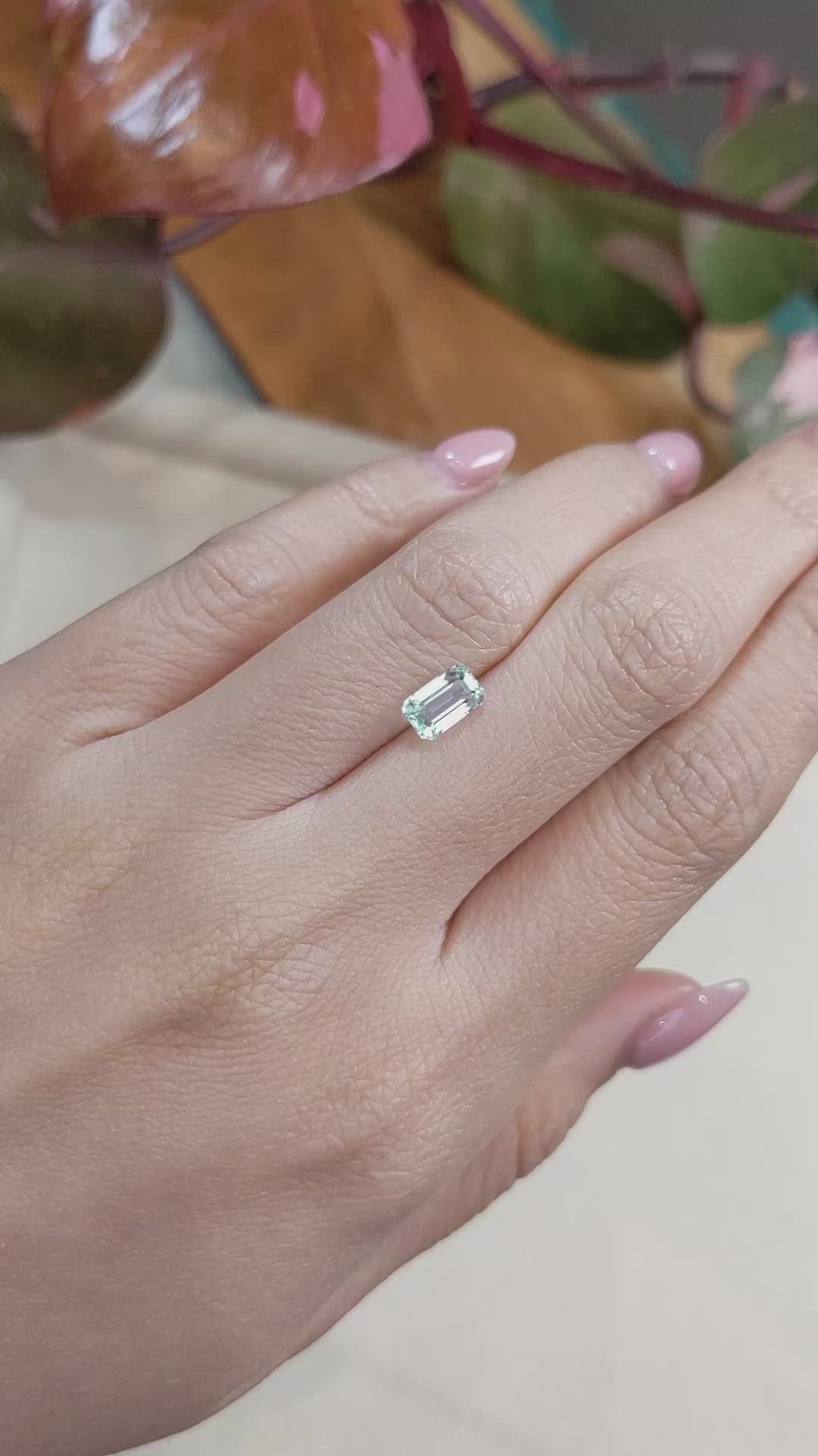 0.92 Ct. Beryl from Nigeria Size Video