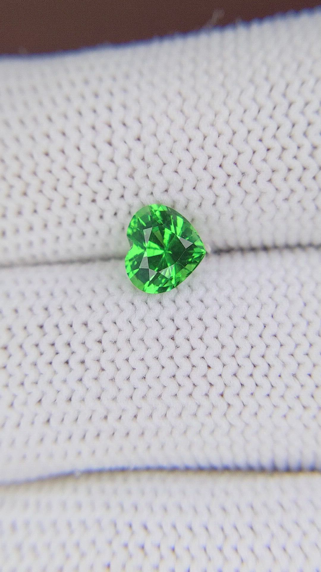 1.22 Ct. Tsavorite Garnet from Tanzania Size Video