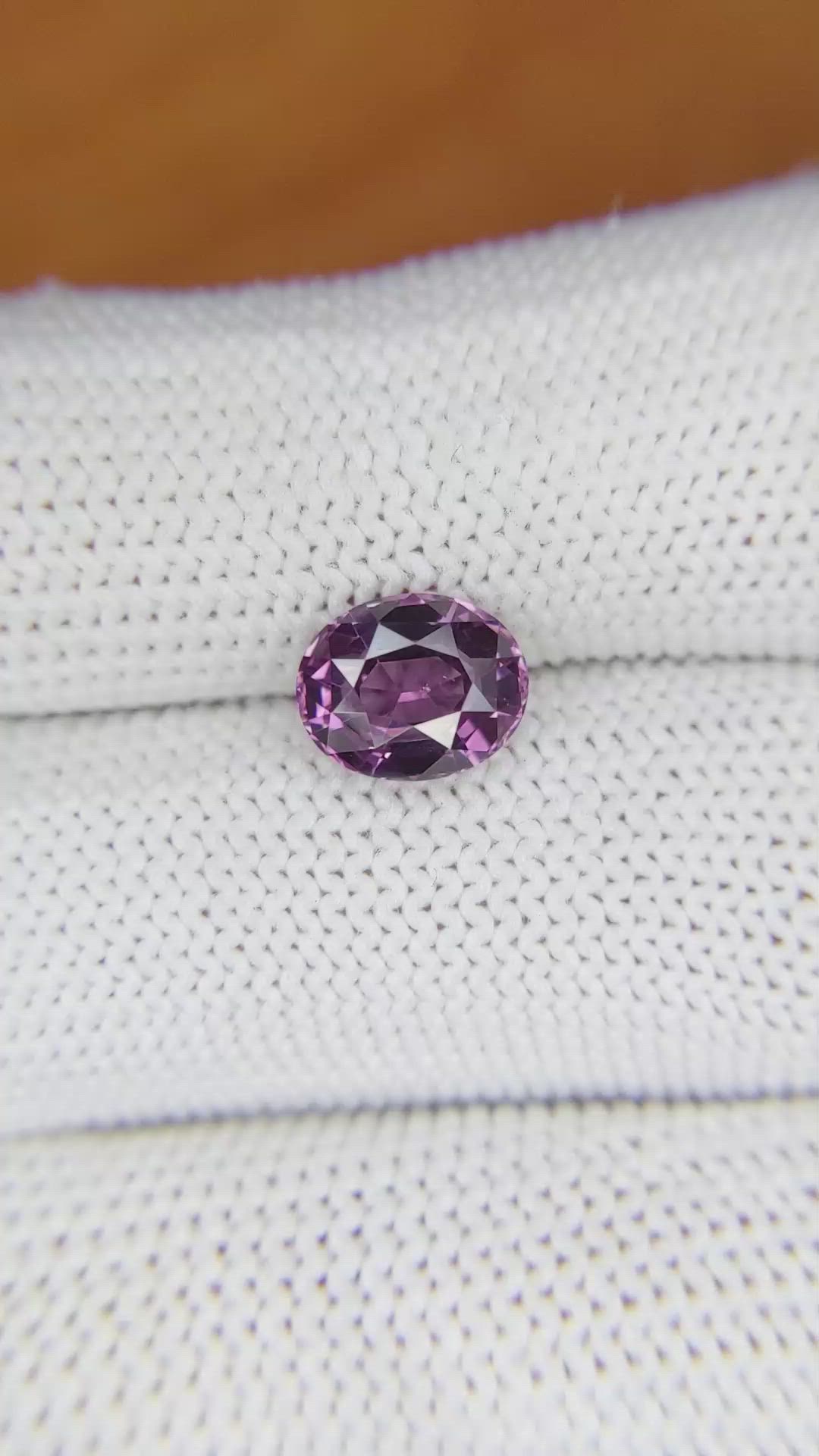 2.09 Ct. Spinel from Ceylon (Sri Lanka) Size Video