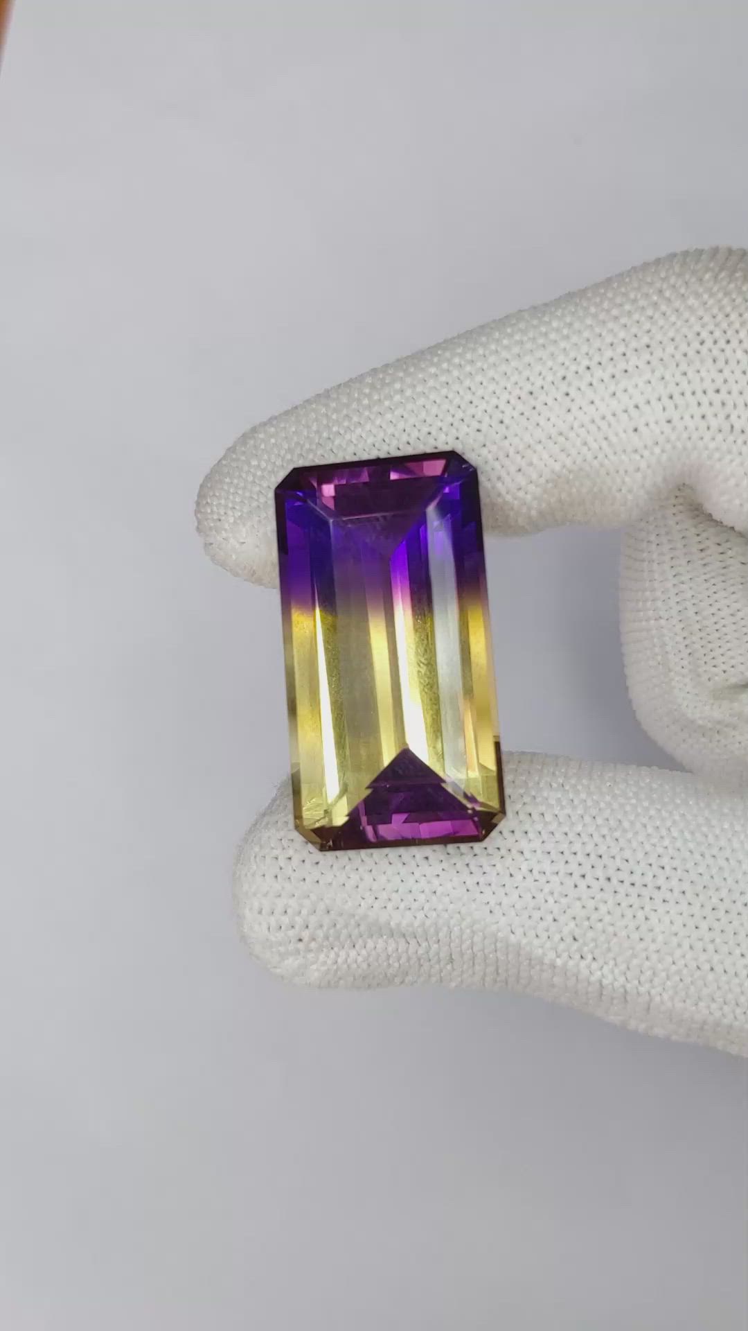 32.50 Ct. Ametrine from Ceylon (Sri Lanka) Size Video