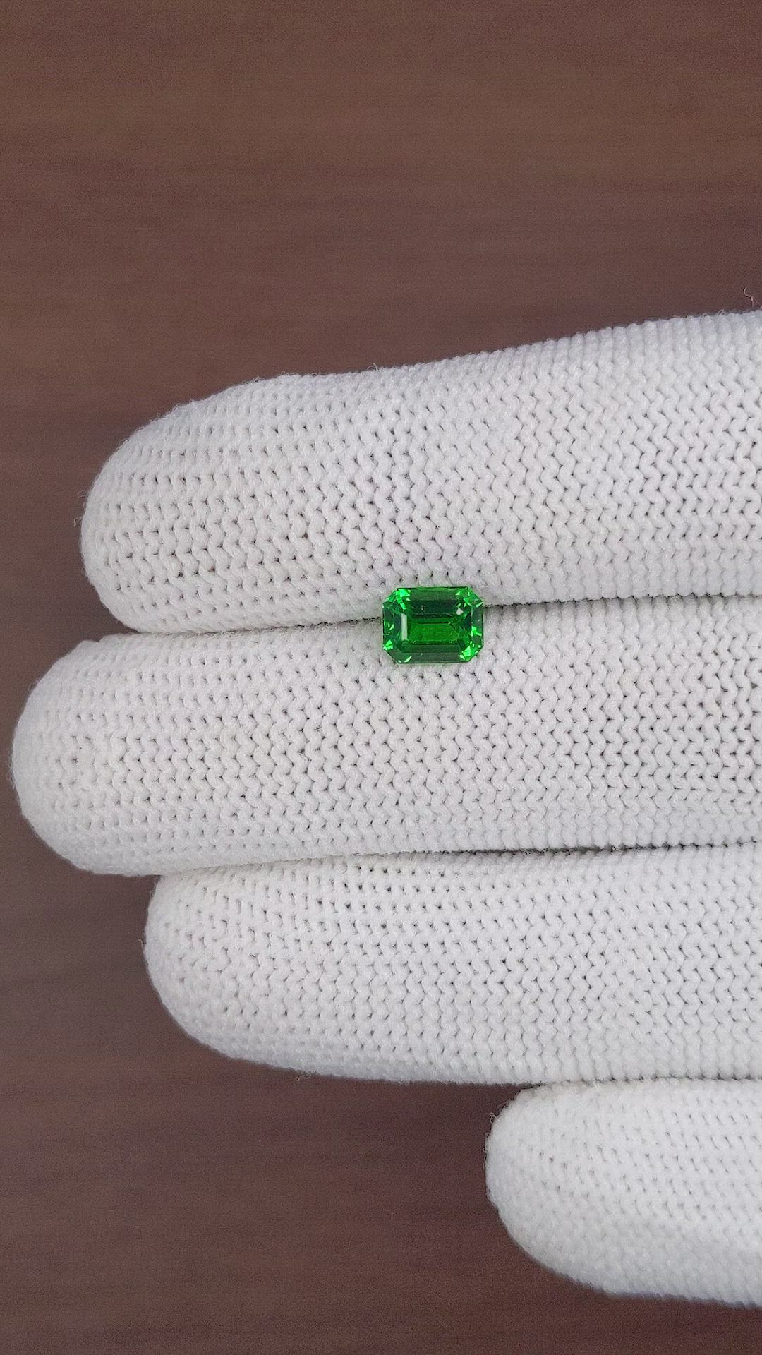1.19 Ct. Tsavorite Garnet from Tanzania Size Video