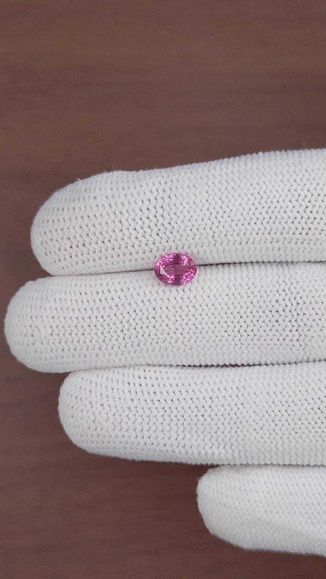 1.11 Ct. Spinel from Ceylon (Sri Lanka) Size Video