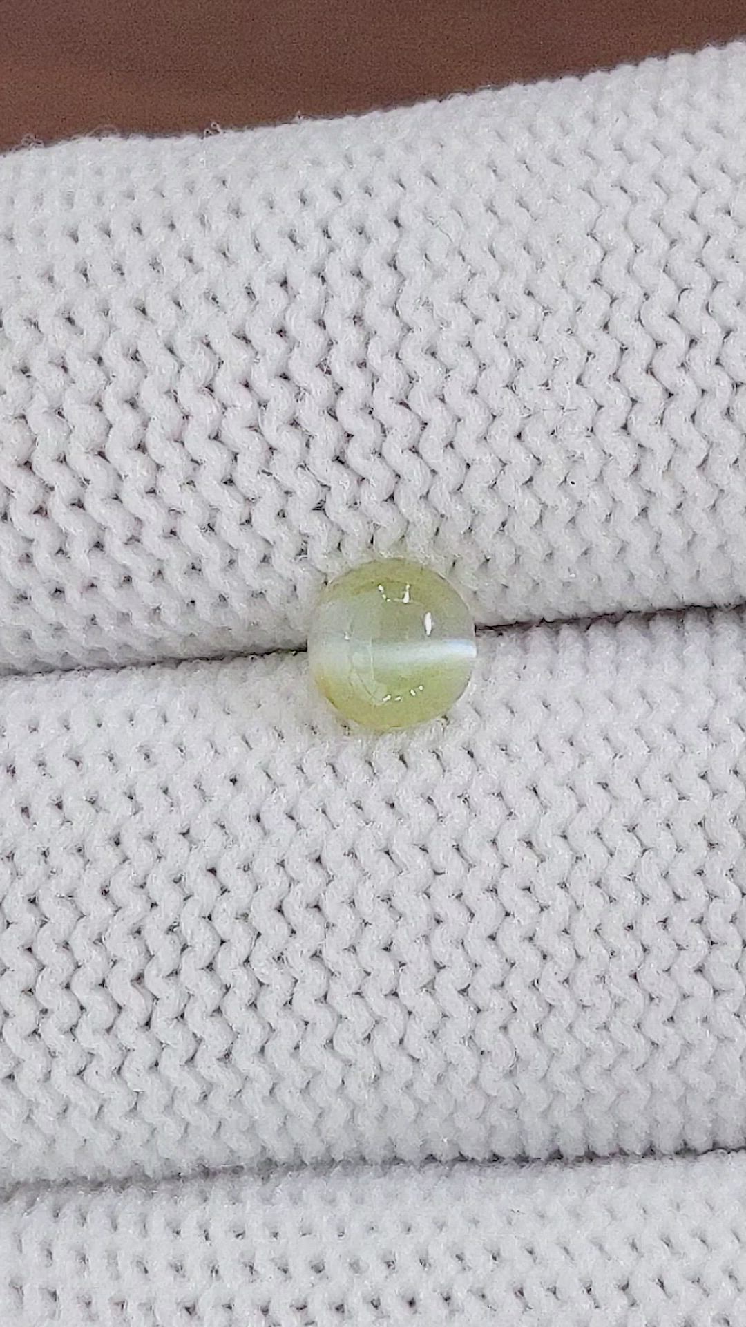 1.07 Ct. Cabochon Chrysoberyl from Ceylon (Sri Lanka) Size Video