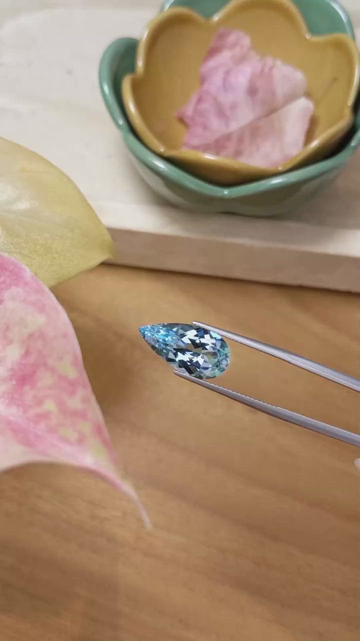 5.51 Ct. Aquamarine from Brazil Size Video