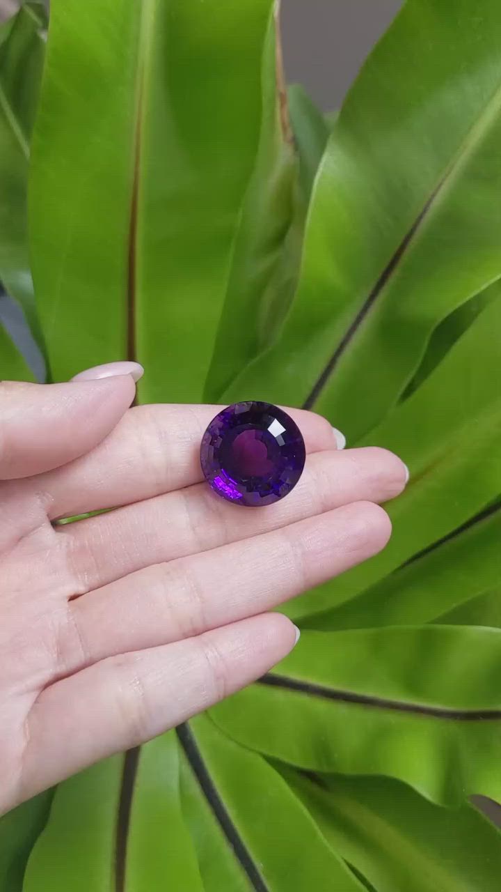 36.36 Ct. Amethyst from Brazil Size Video