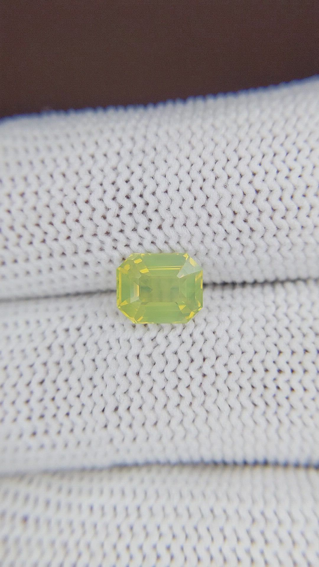 2.00 Ct. Chrysoberyl from Ceylon (Sri Lanka) Size Video