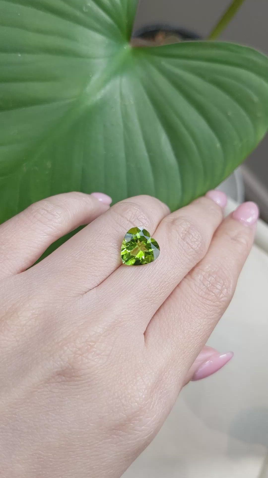 4.47 Ct. Peridot from Burma (Myanmar) Size Video