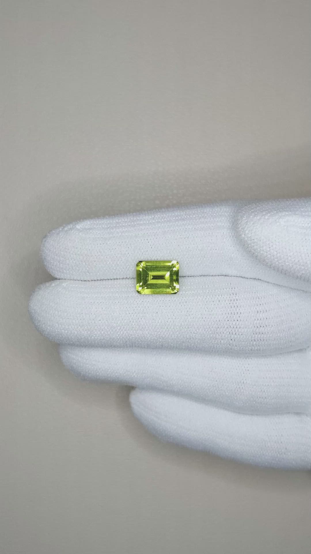 2.22 Ct. Peridot from Burma (Myanmar) Size Video