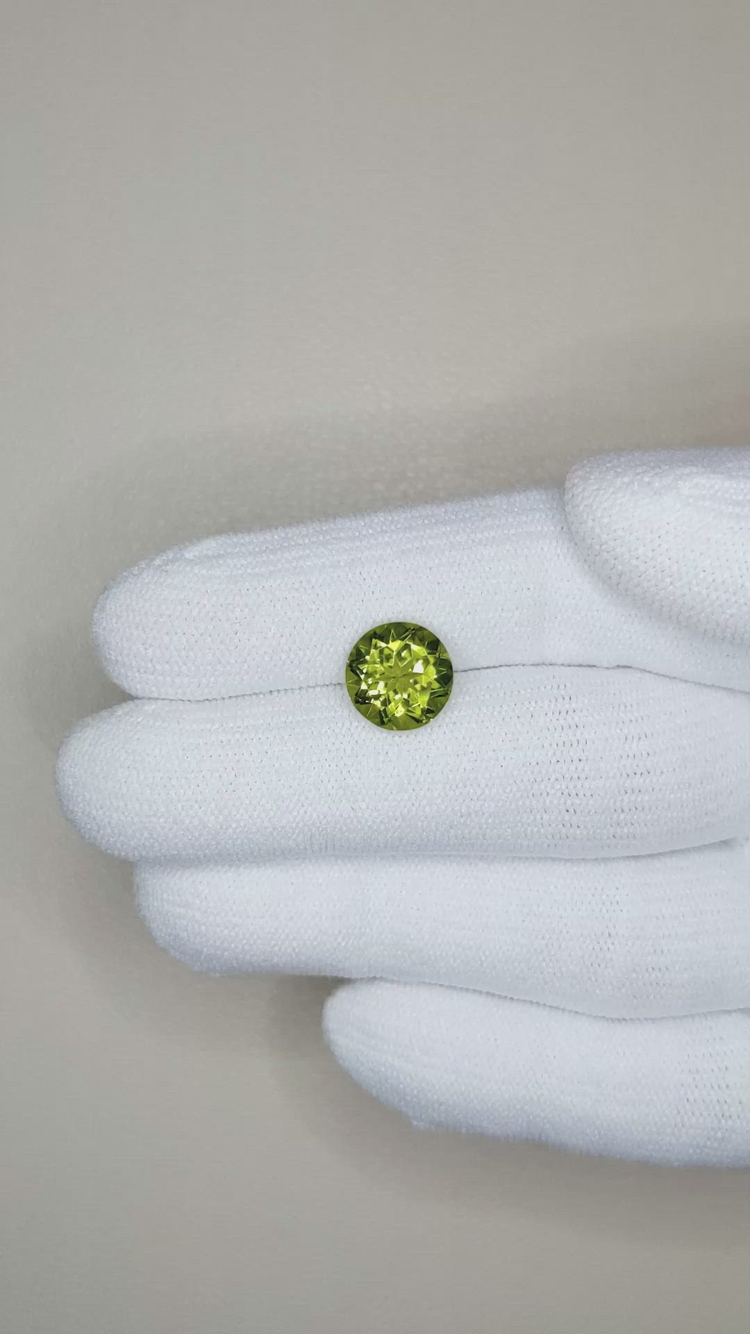 2.93 Ct. Peridot from Burma (Myanmar) Size Video