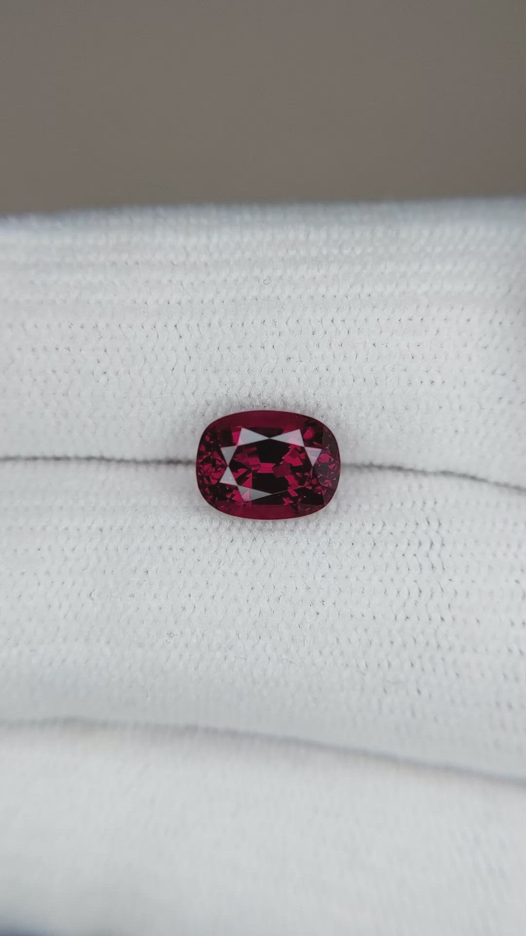 1.92 Ct. Spinel from Burma (Myanmar) Size Video