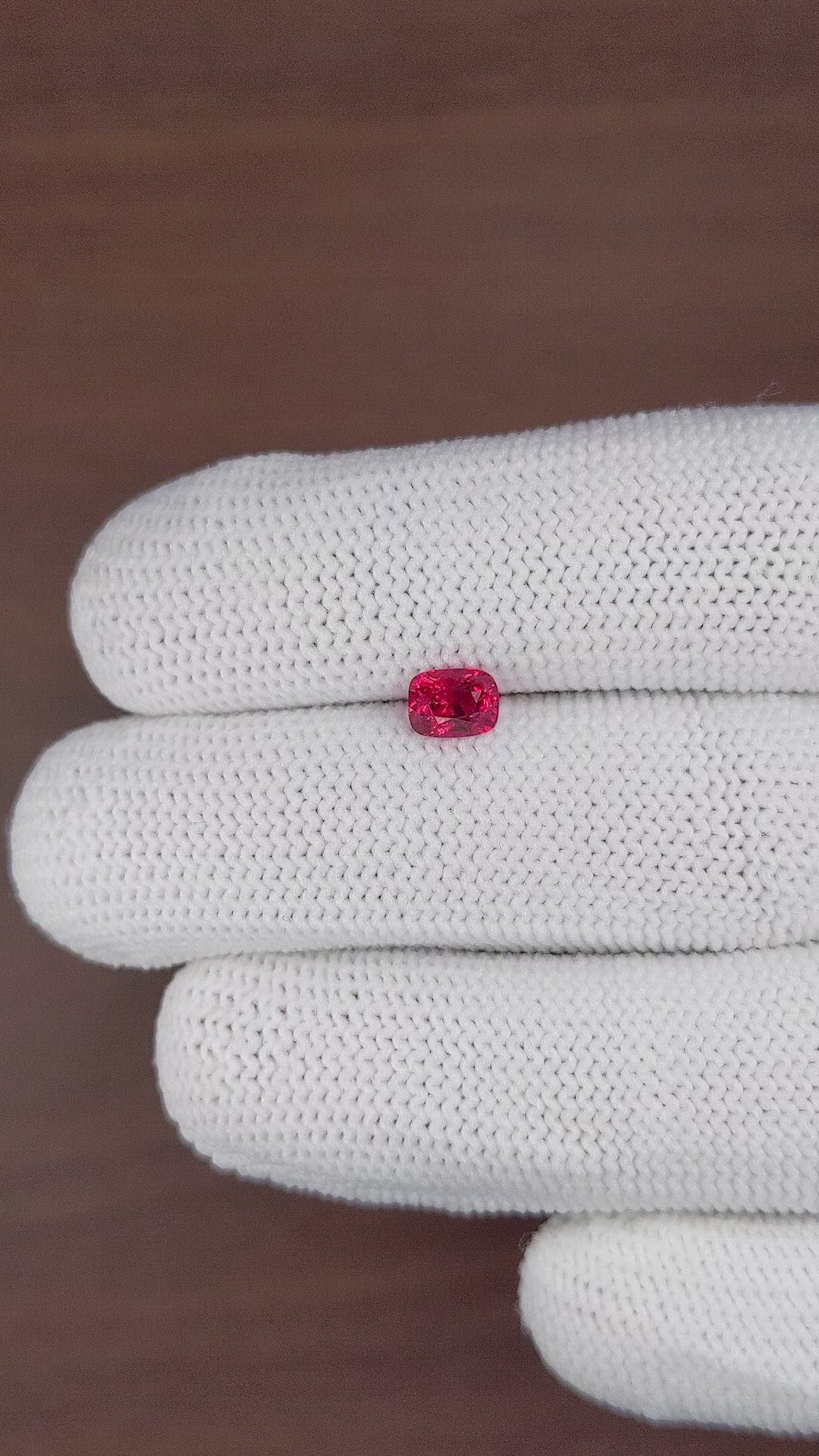 0.93 Ct. Spinel from Burma (Myanmar) Size Video