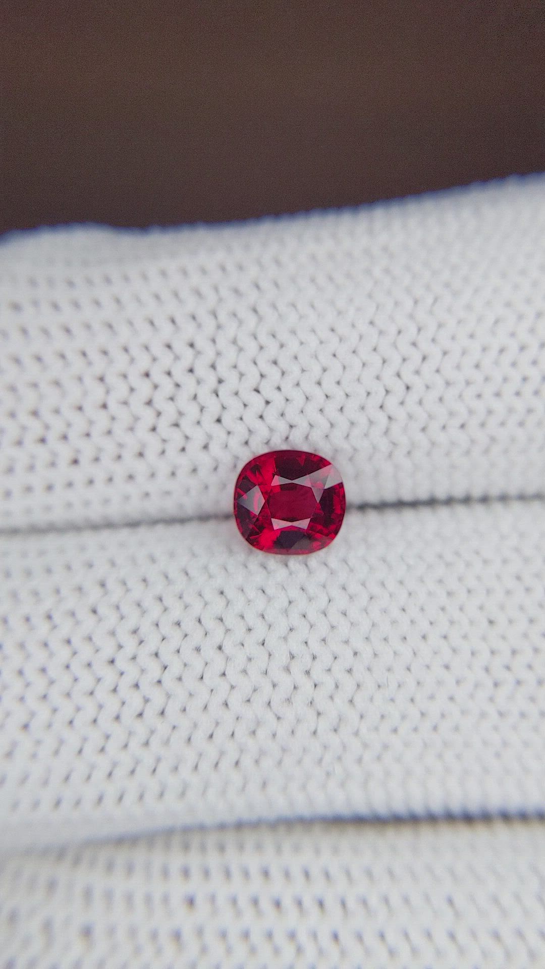 1.05 Ct. Spinel from Burma (Myanmar) Size Video