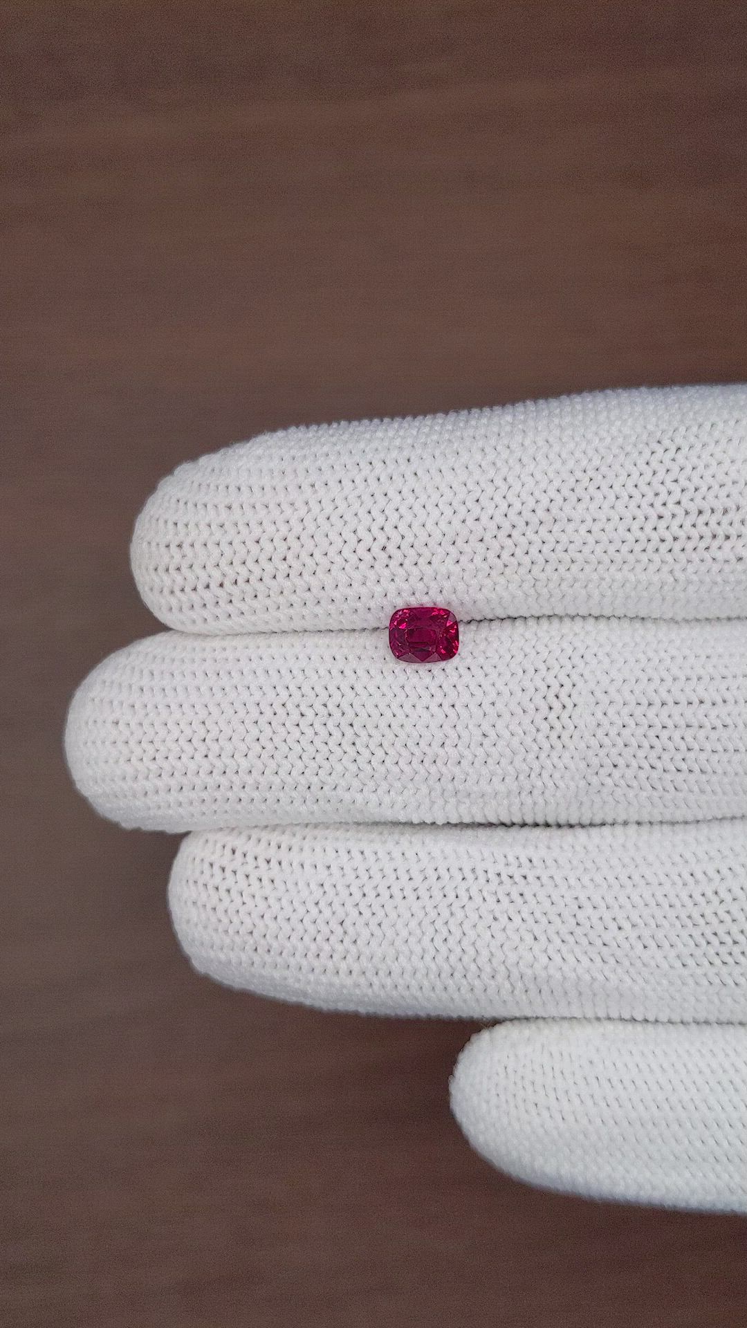 1.17 Ct. Spinel from Burma (Myanmar) Size Video