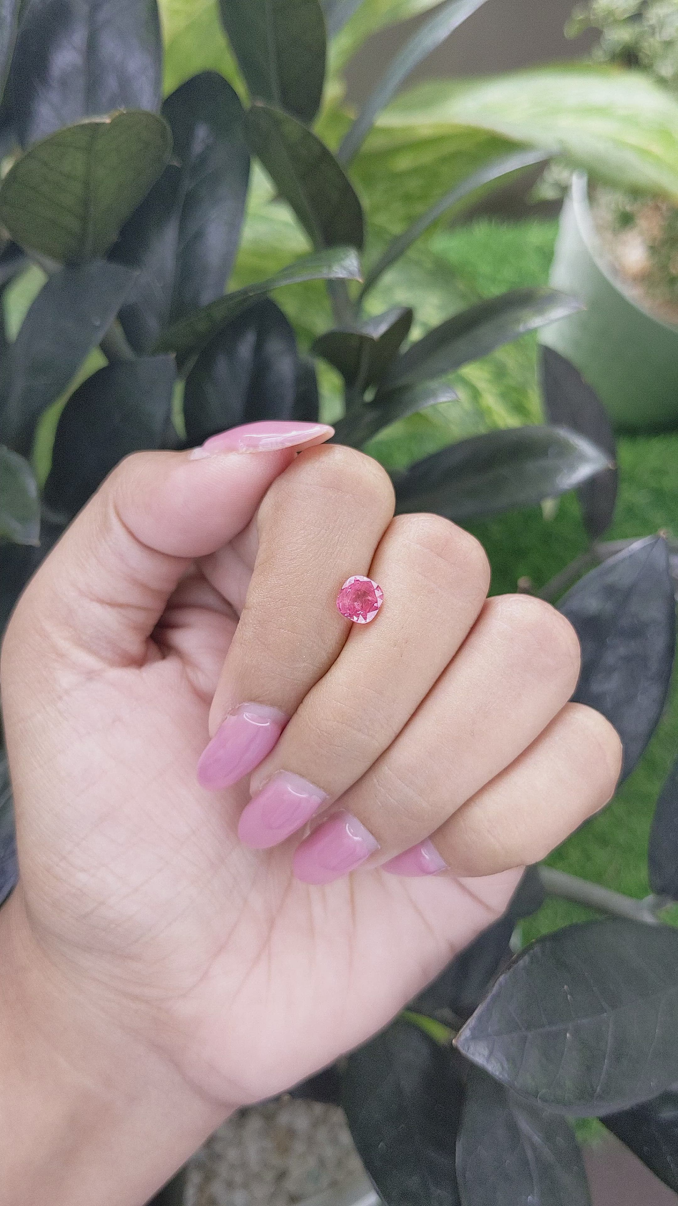 1.06 Ct. Spinel from Burma (Myanmar) Size Video