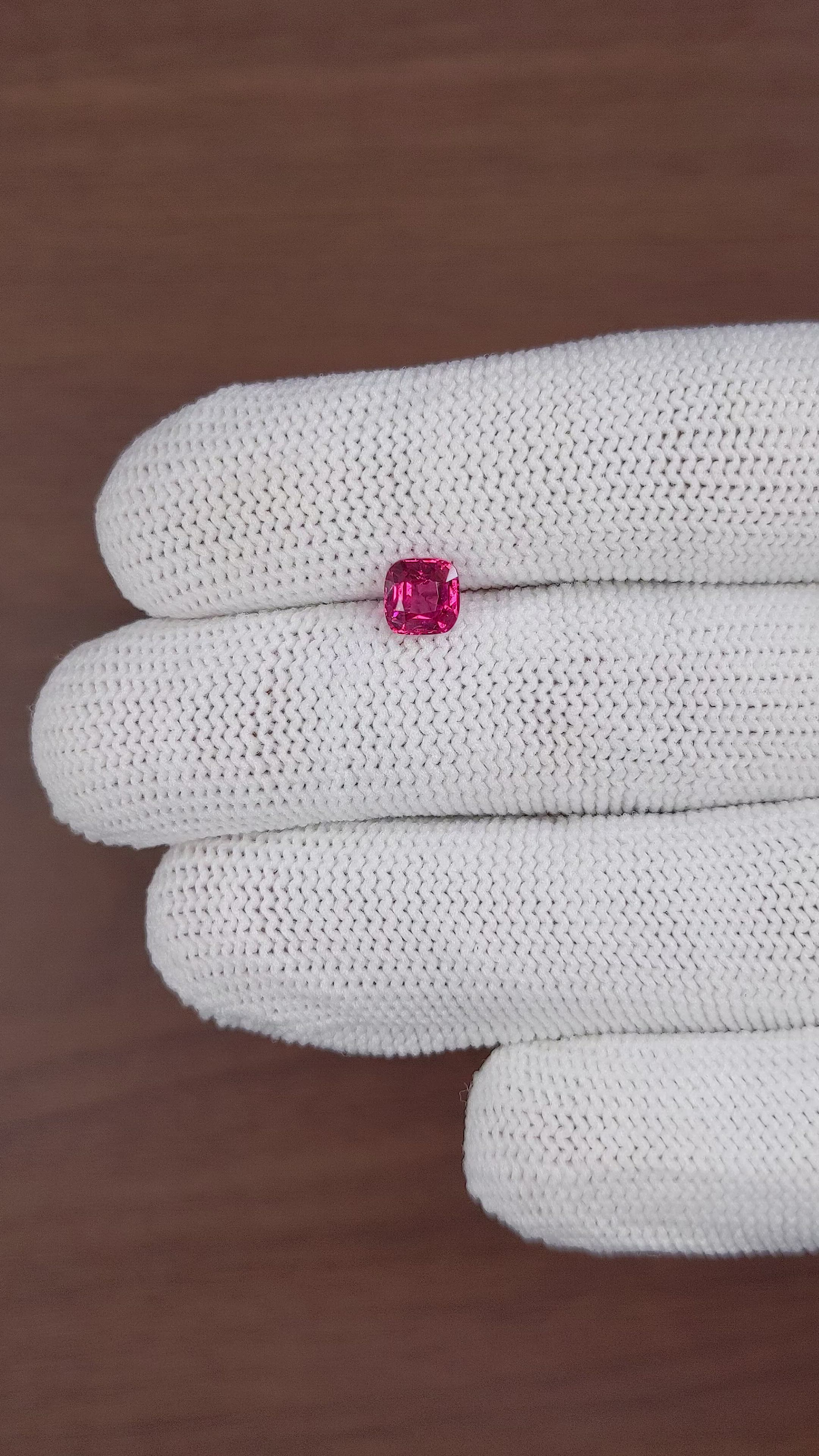 0.93 Ct. Spinel from Burma (Myanmar) Size Video