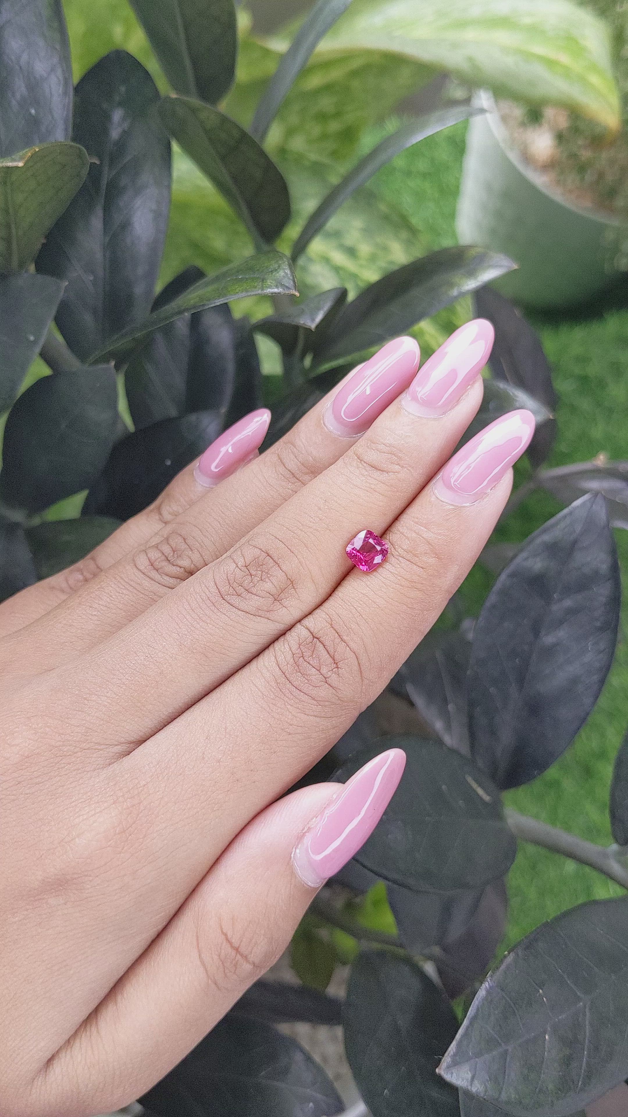 0.93 Ct. Spinel from Burma (Myanmar) Size Video